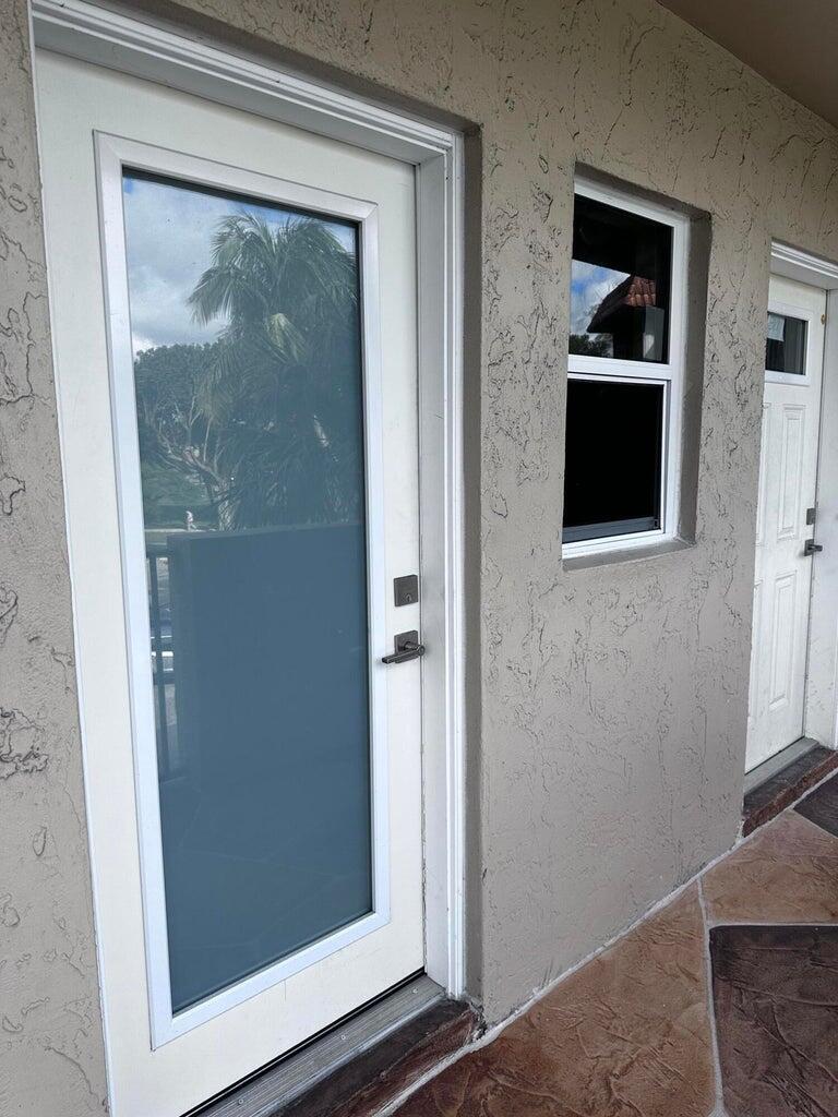 INVERRARY COUNTRY CLUB - Residential Lease