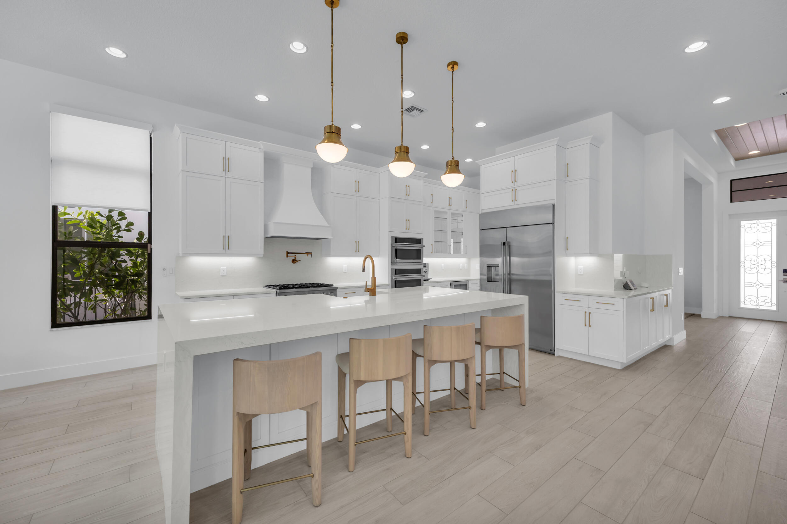 ALTON NEIGHBORHOOD - Residential