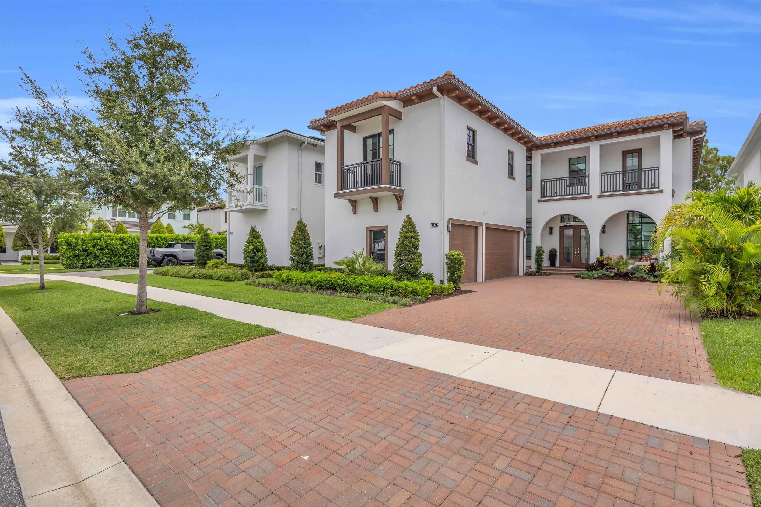 ALTON NEIGHBORHOOD - Residential