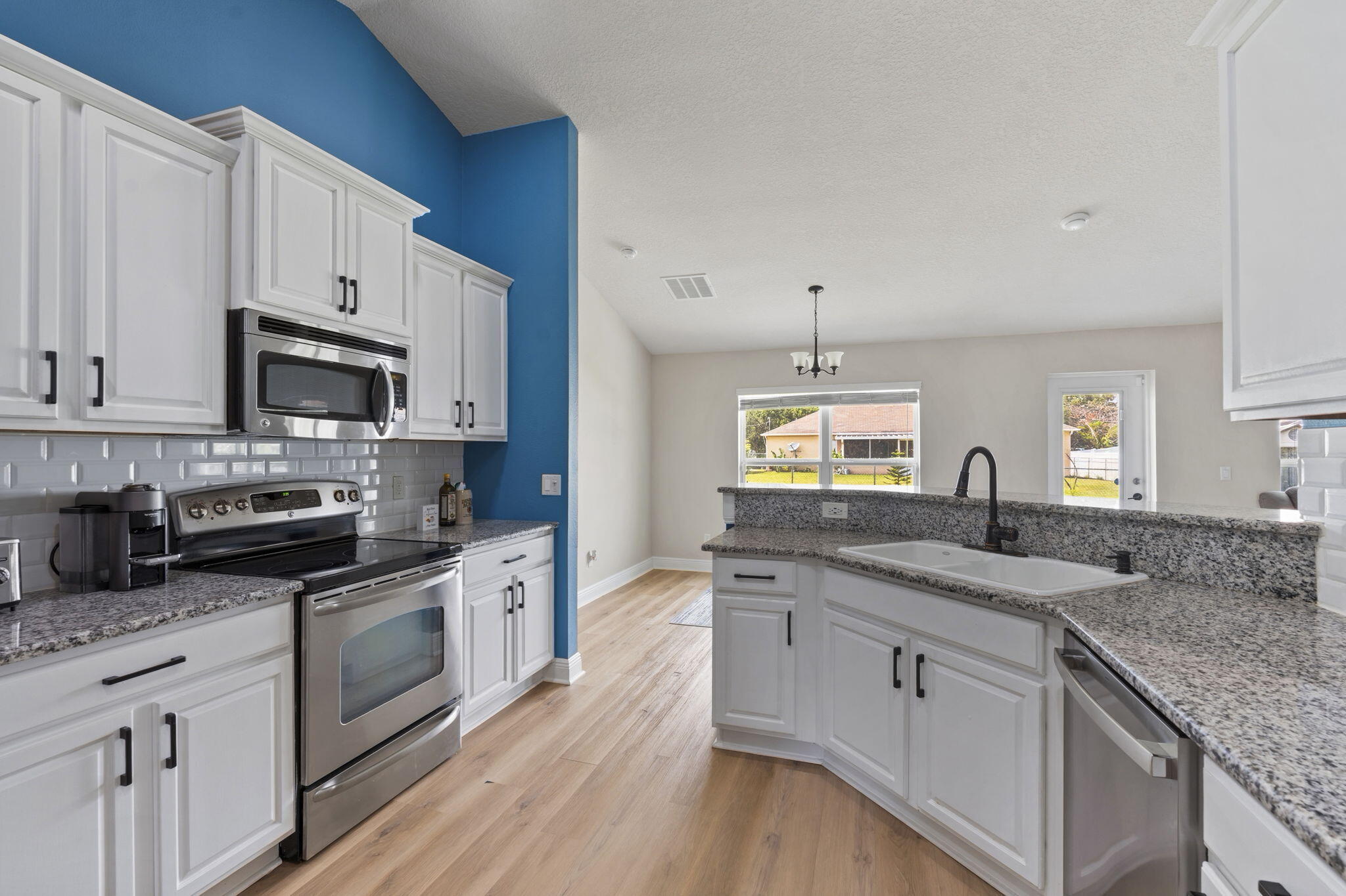 PORT ST LUCIE SECTION 4 - Residential