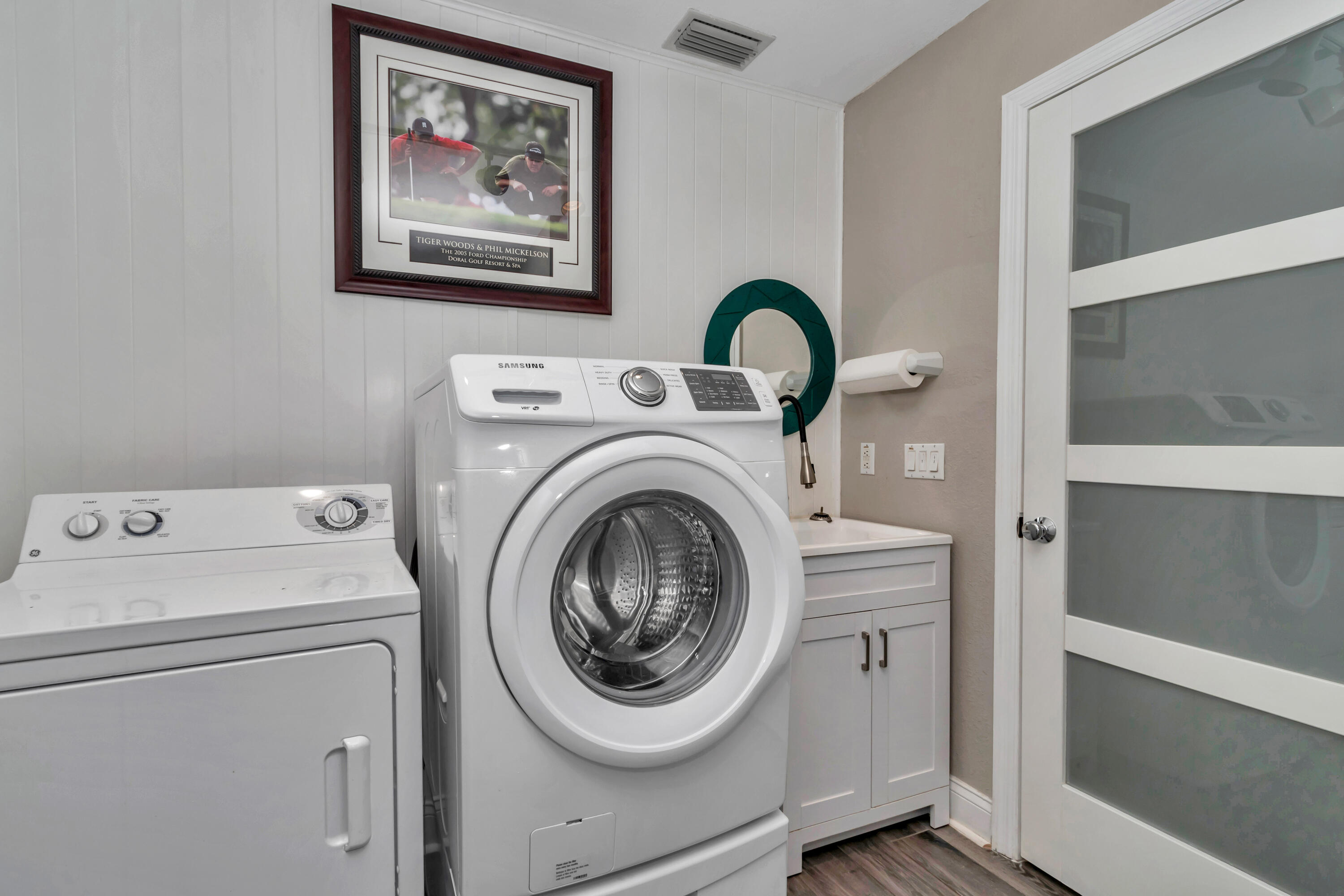 SILVER SPRINGS SHORES UNIT 28 - Residential