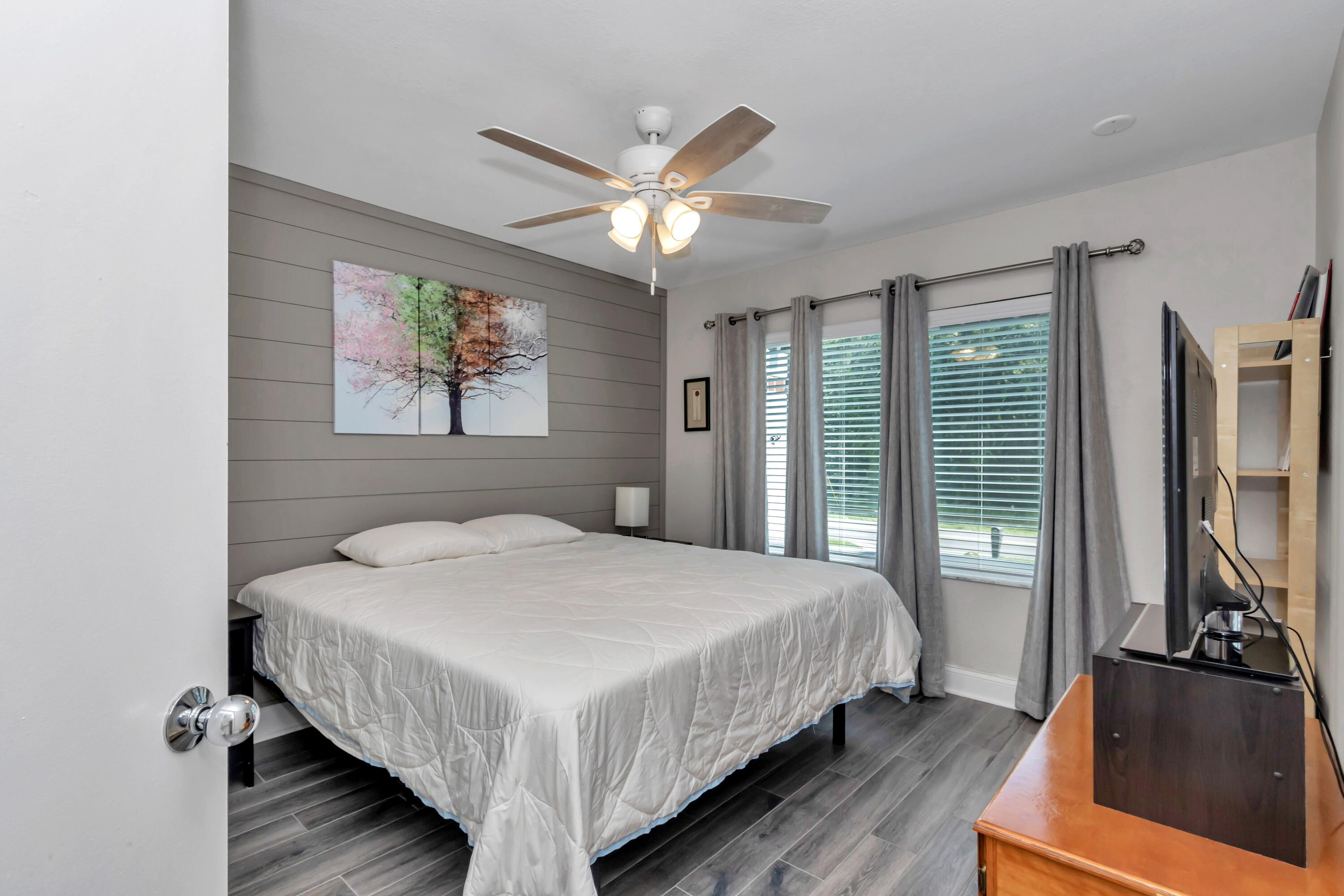 SILVER SPRINGS SHORES UNIT 28 - Residential