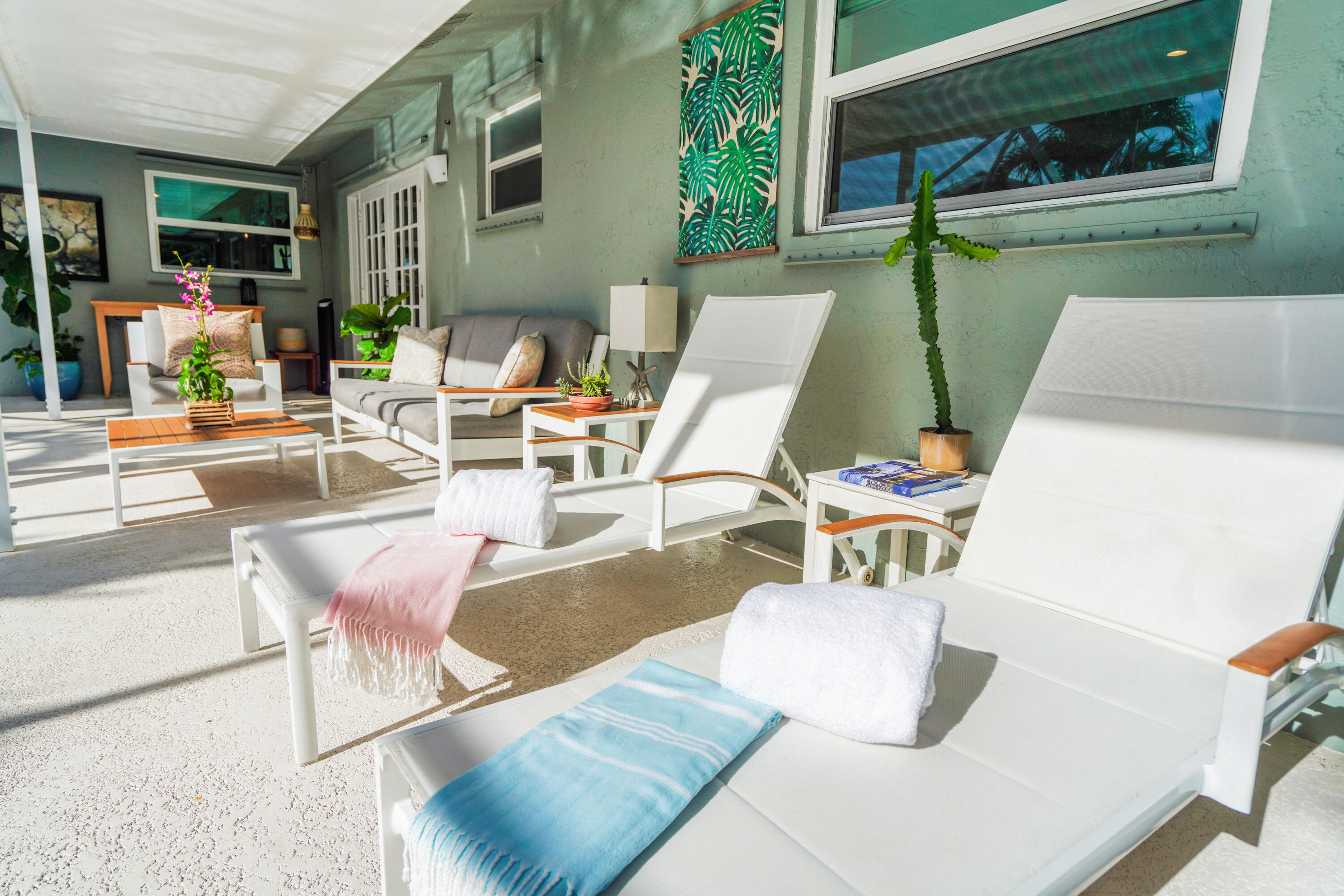 CRYSTAL HEIGHTS - Residential