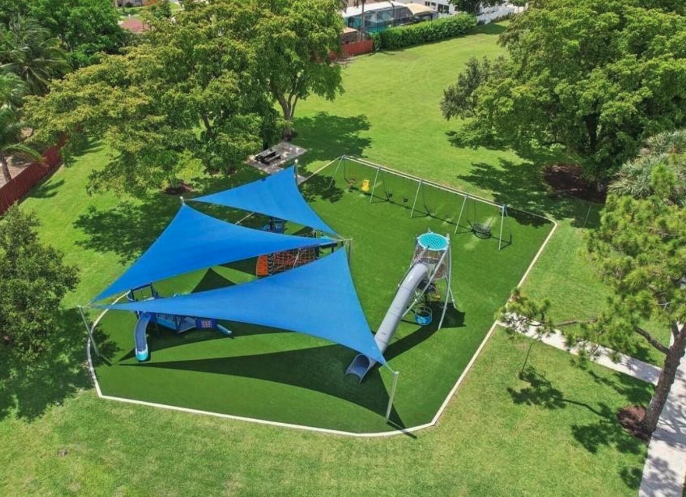 CRYSTAL HEIGHTS - Residential