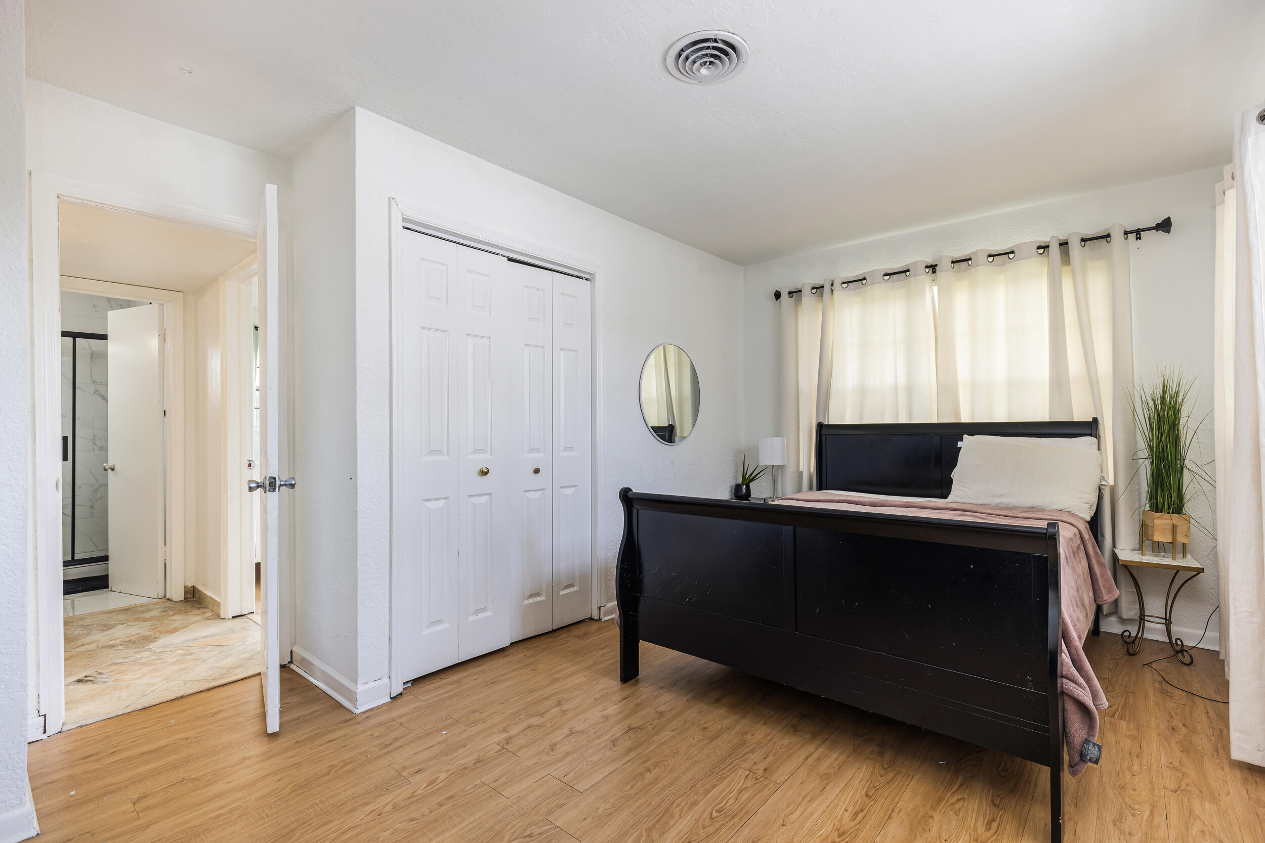 WESTGATE LAKE MANORS - Residential