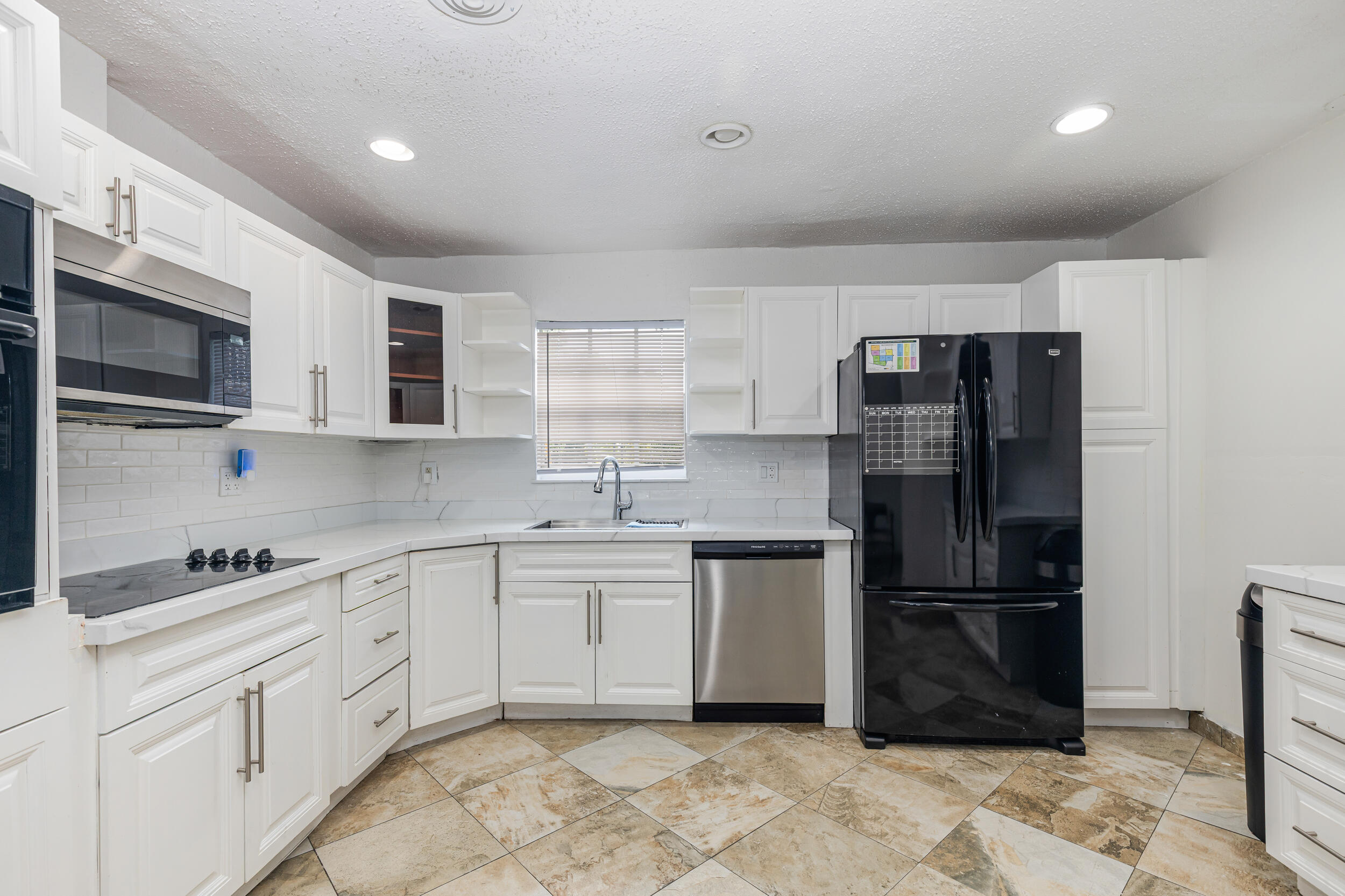 WESTGATE LAKE MANORS - Residential