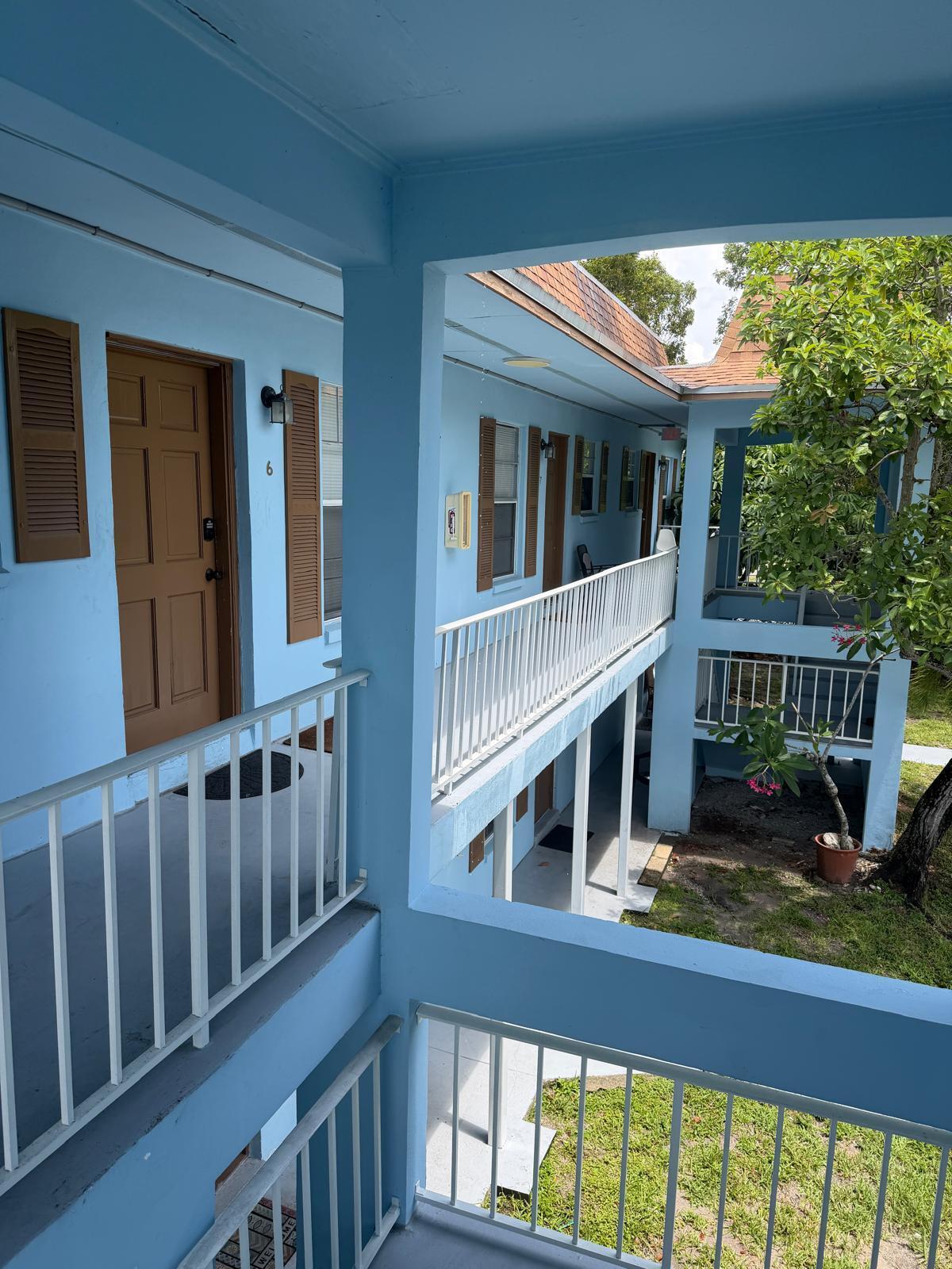 KENTWOOD OF WEDGEWOOD CONDO - Residential