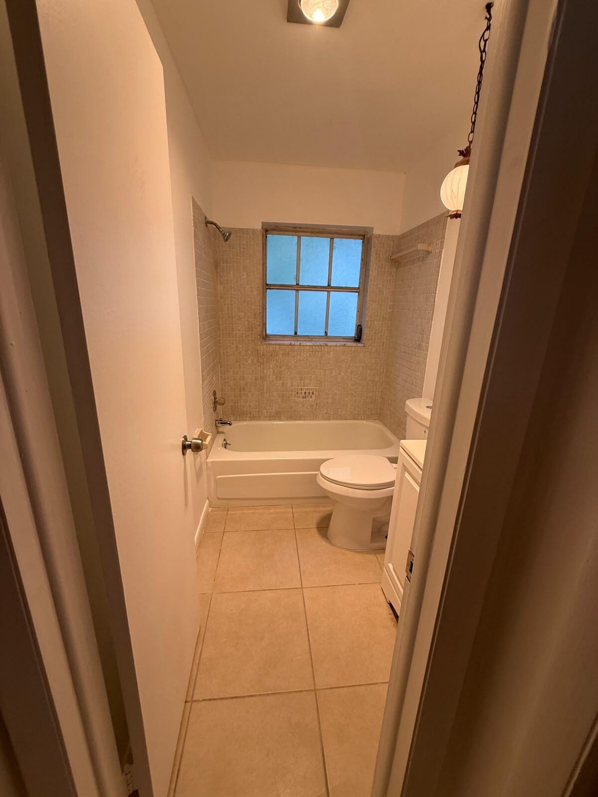 KENTWOOD OF WEDGEWOOD CONDO - Residential