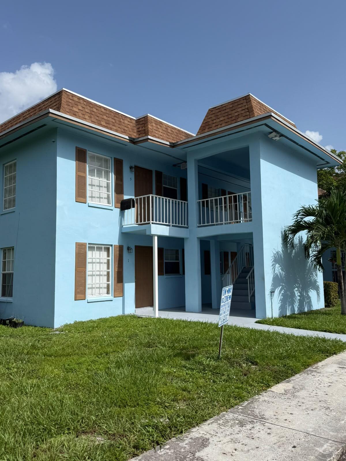 KENTWOOD OF WEDGEWOOD CONDO - Residential