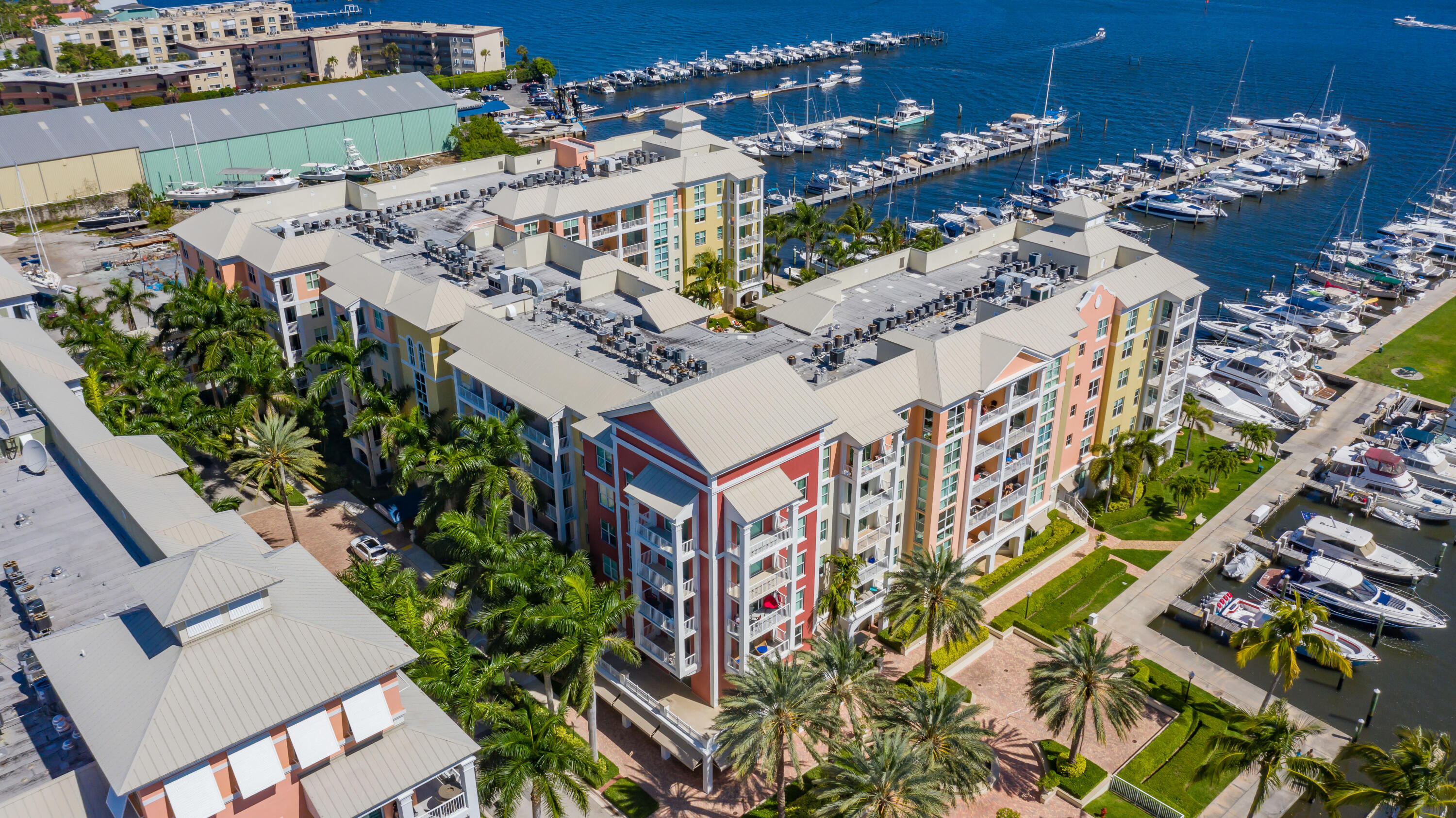 MOORINGS AT LANTANA CONDO 3 - Residential