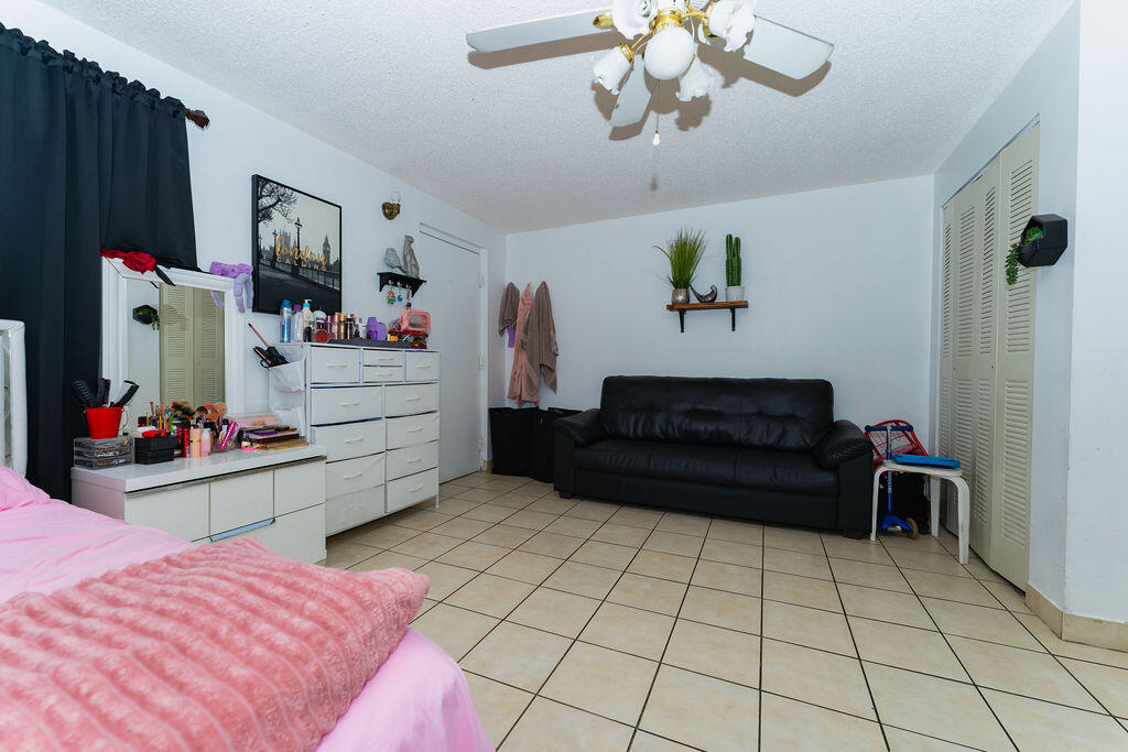 EL BOSQUE AT LITTLE HAVANA CONDO - Residential