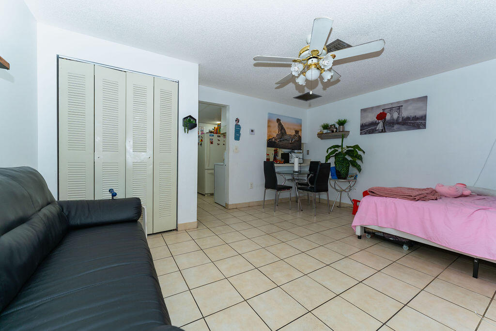 EL BOSQUE AT LITTLE HAVANA CONDO - Residential