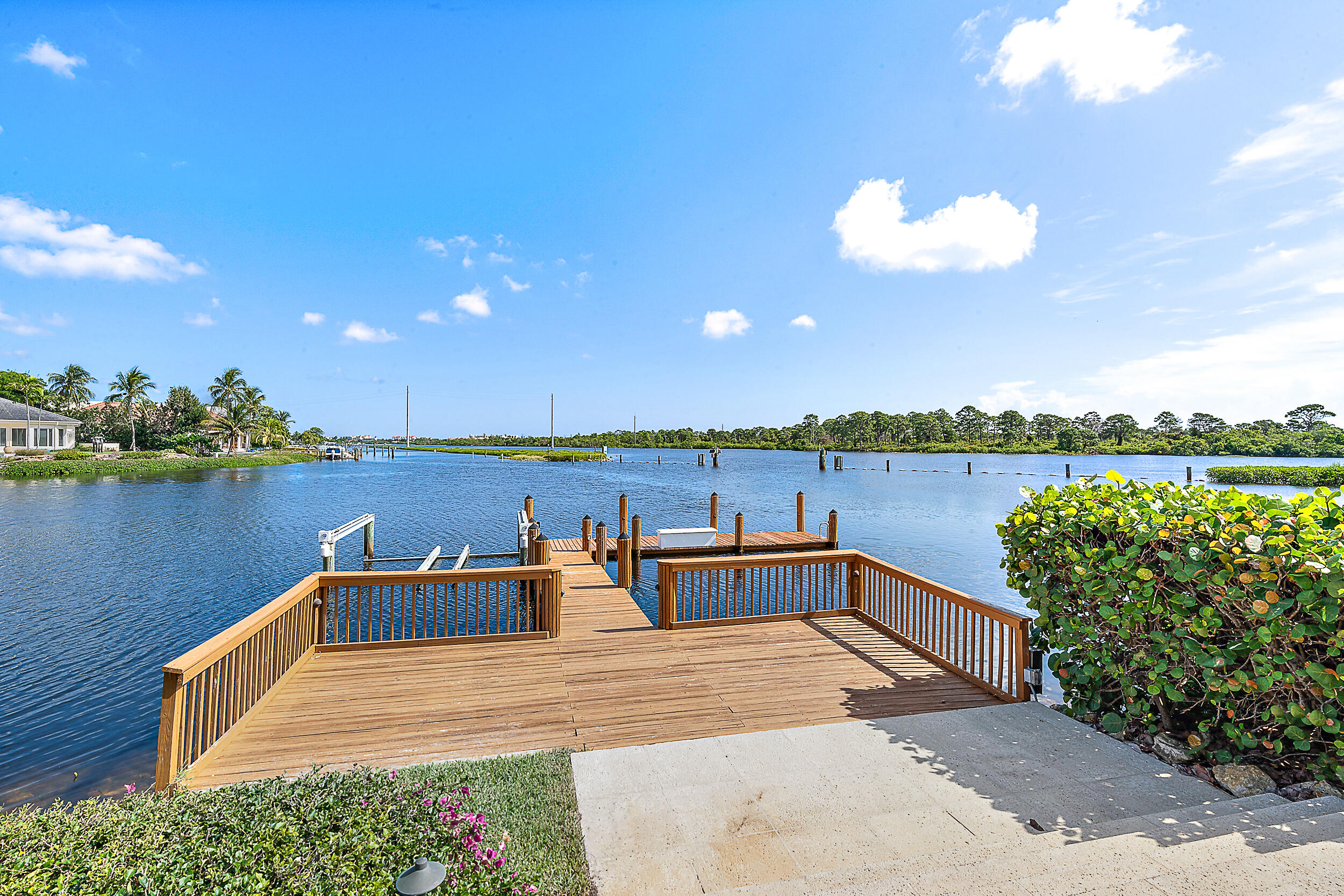 Admirals Cove - Residential