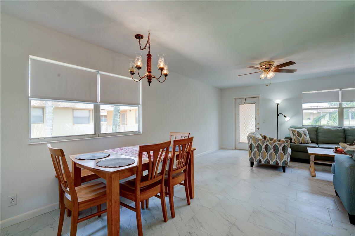 KINGS POINT SAXONY CONDOS - Residential