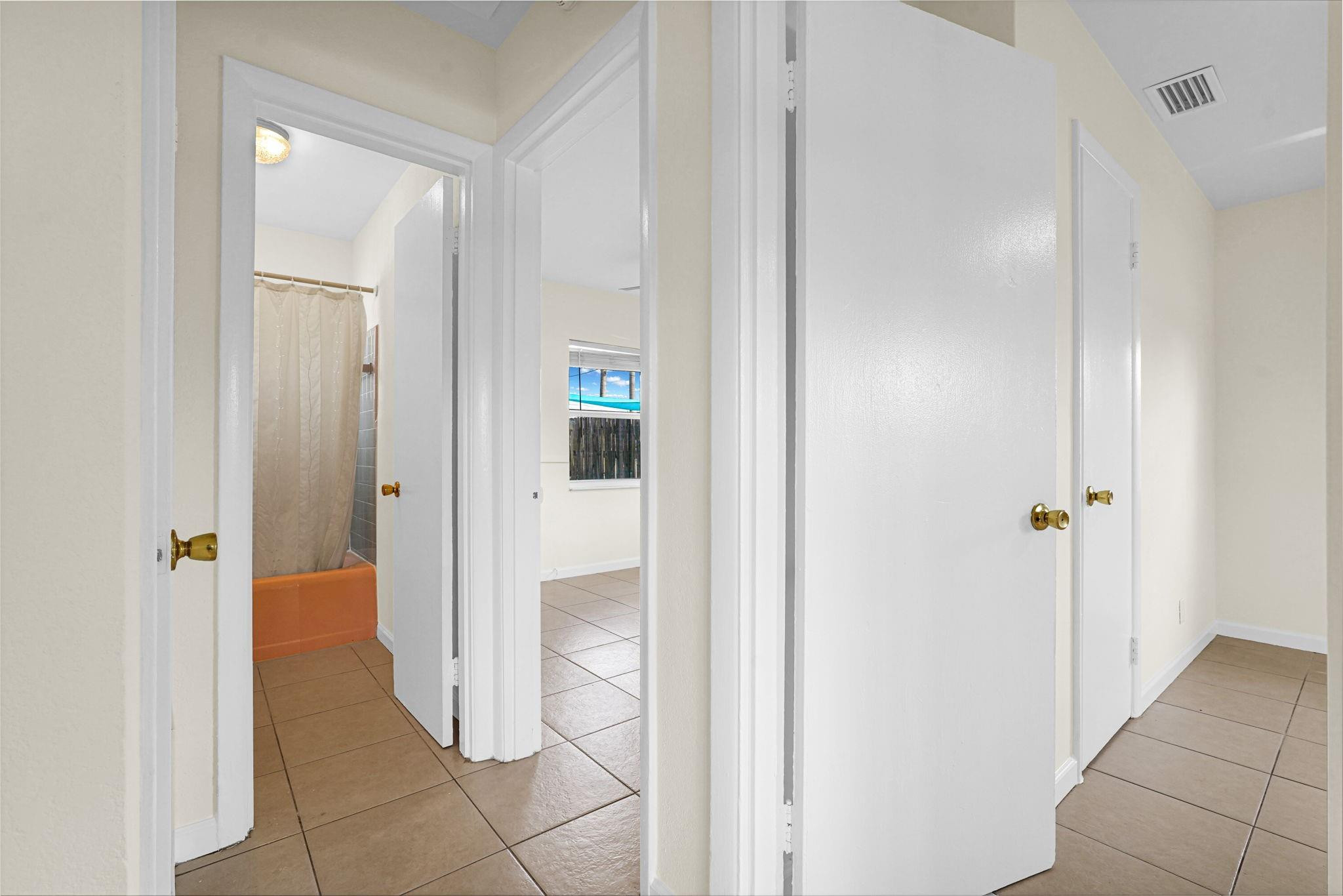 NORTH ANDREWS GARDENS 2ND ADD - Residential