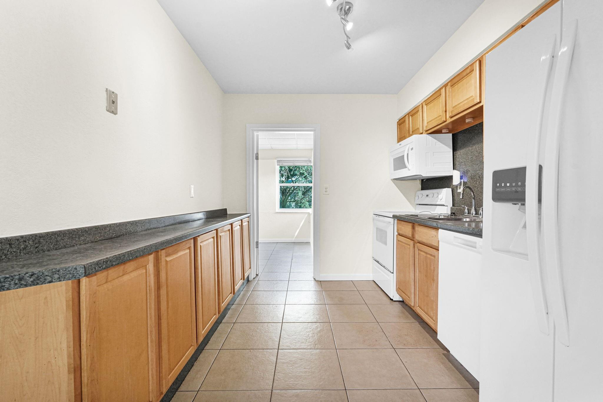 NORTH ANDREWS GARDENS 2ND ADD - Residential