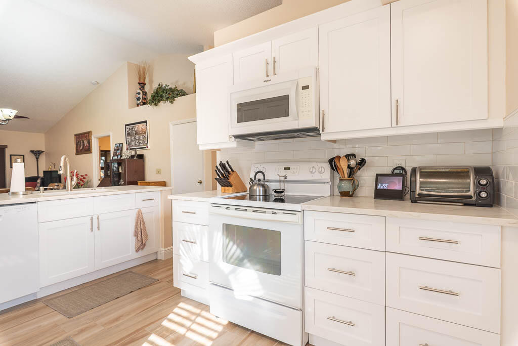 BRIGHTON LAKES - Residential