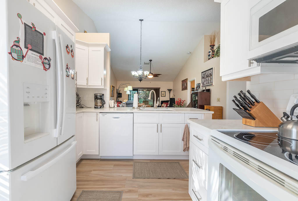 BRIGHTON LAKES - Residential