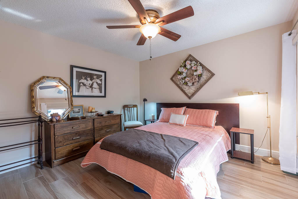 BRIGHTON LAKES - Residential