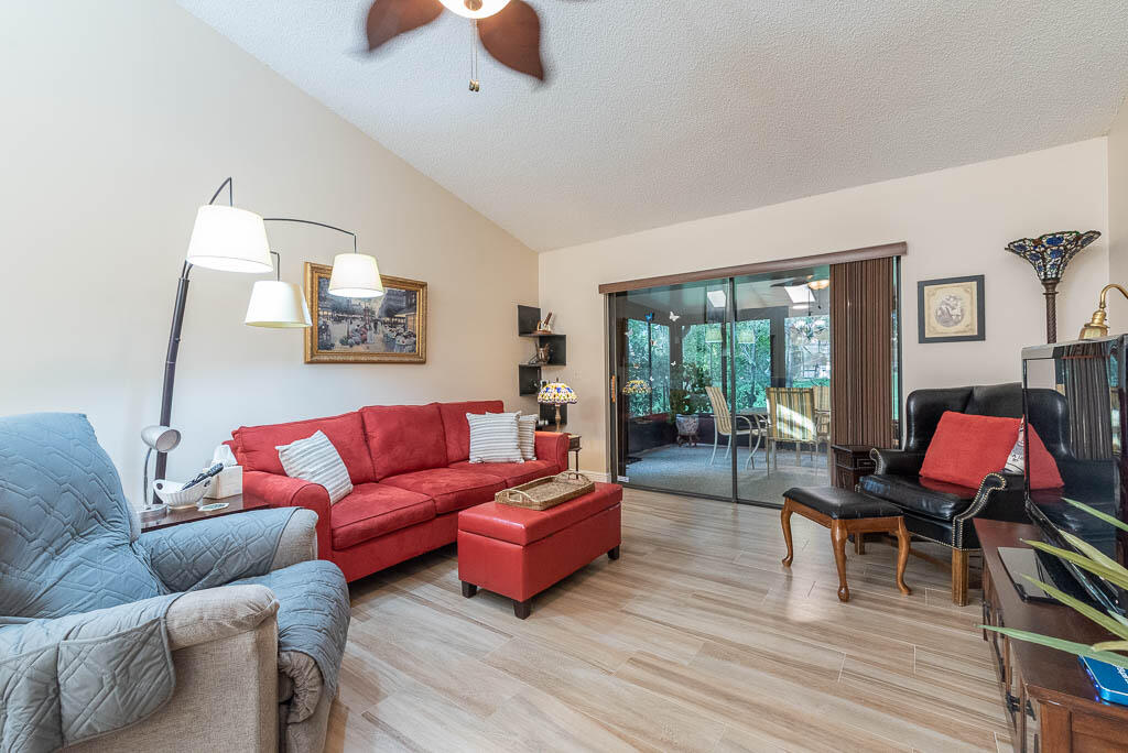 BRIGHTON LAKES - Residential