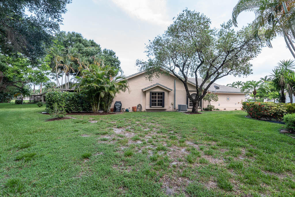 BRIGHTON LAKES - Residential