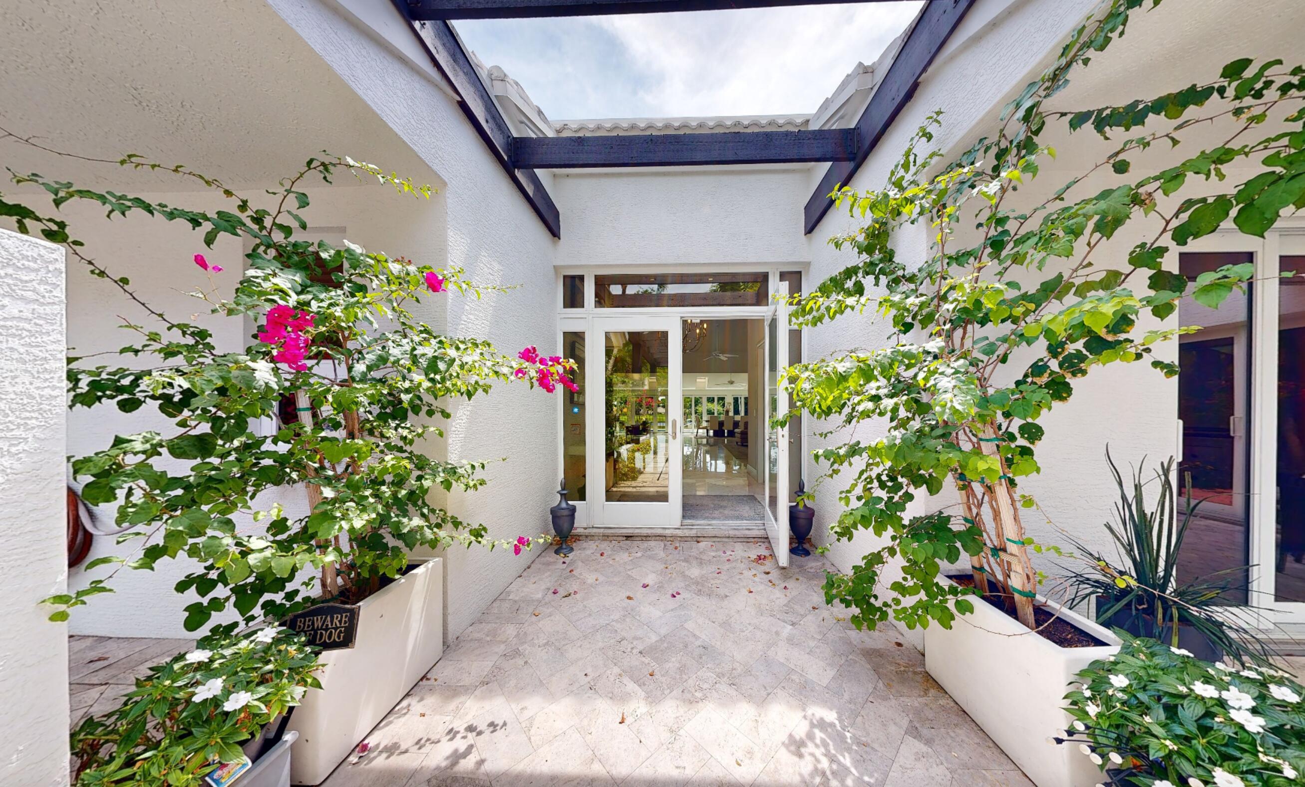 ESTATES III THE - Residential