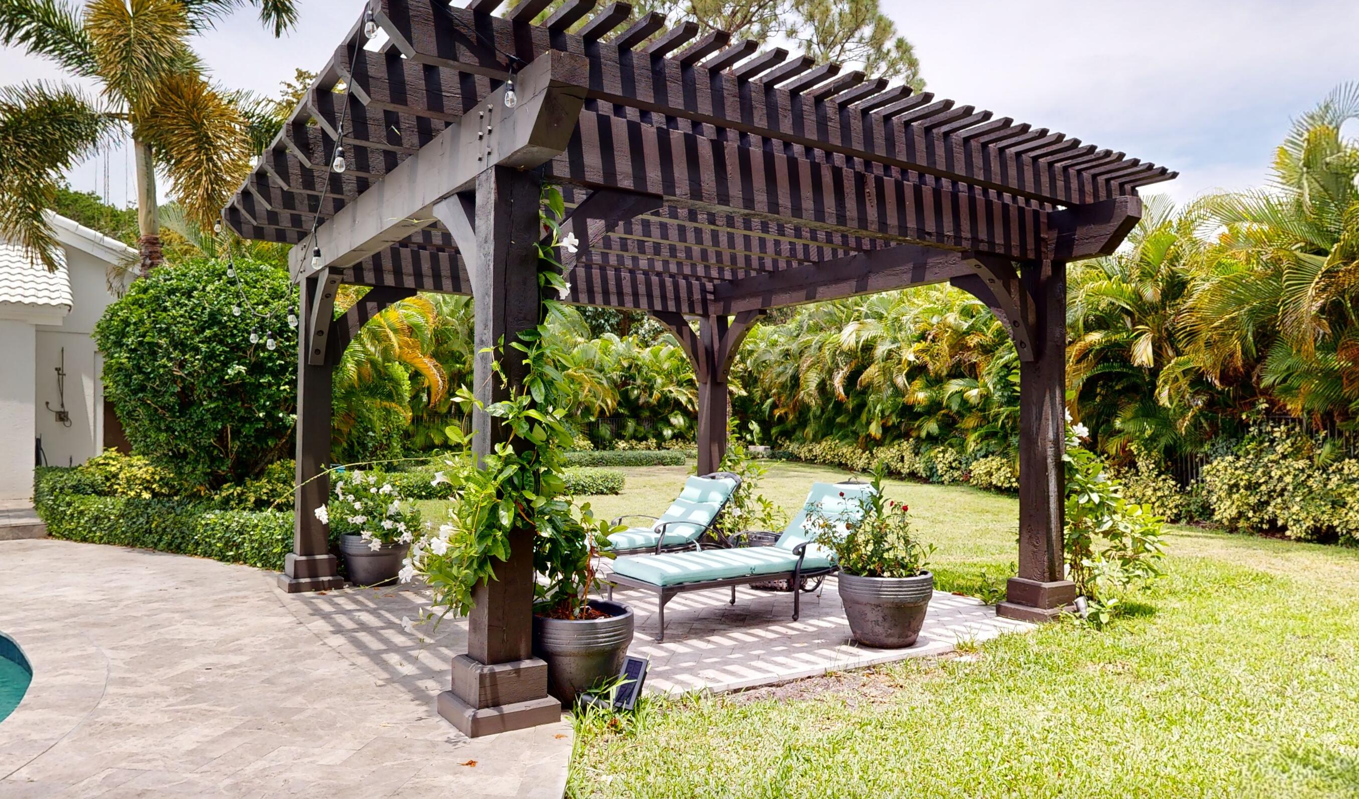 ESTATES III THE - Residential