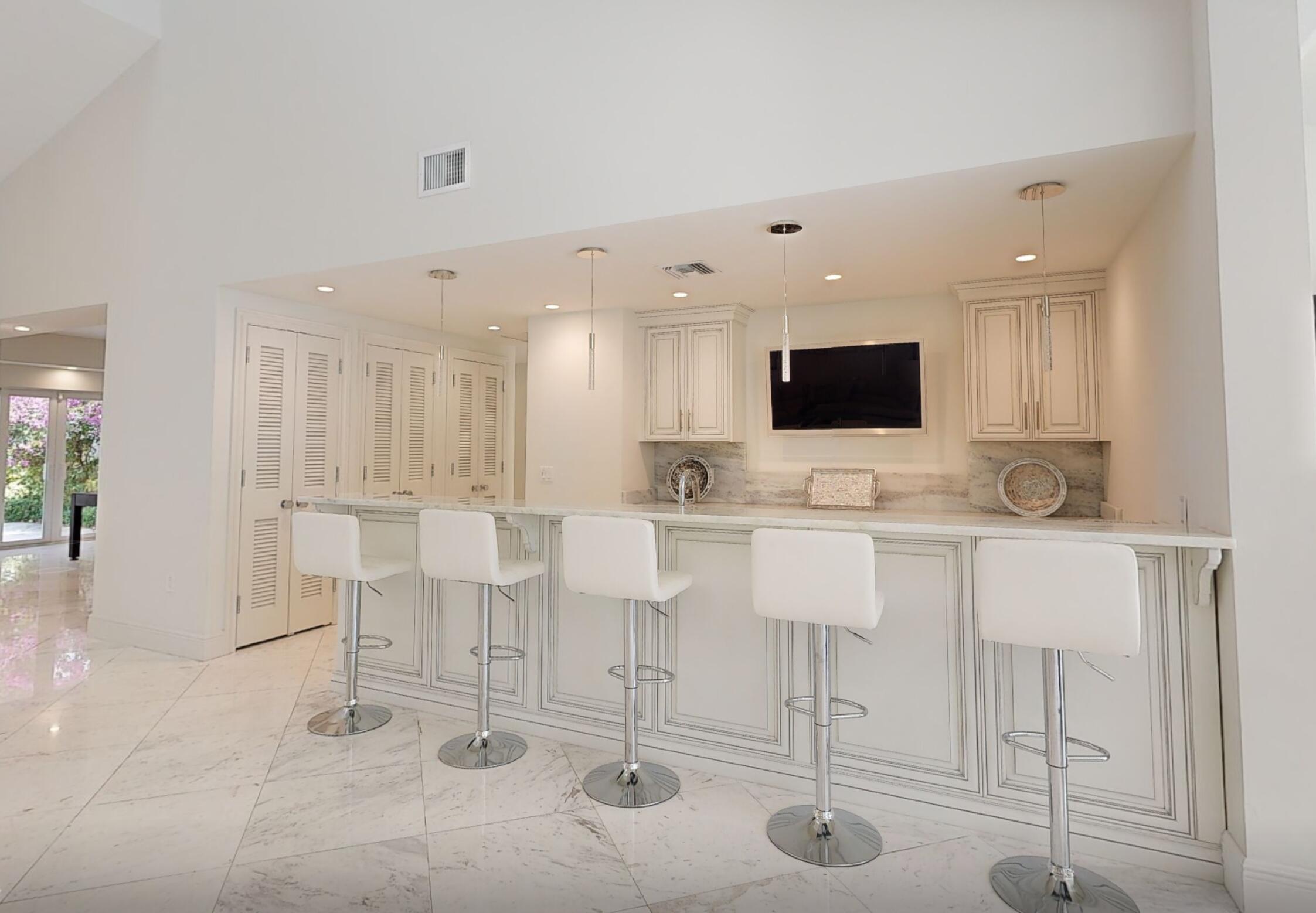ESTATES III THE - Residential