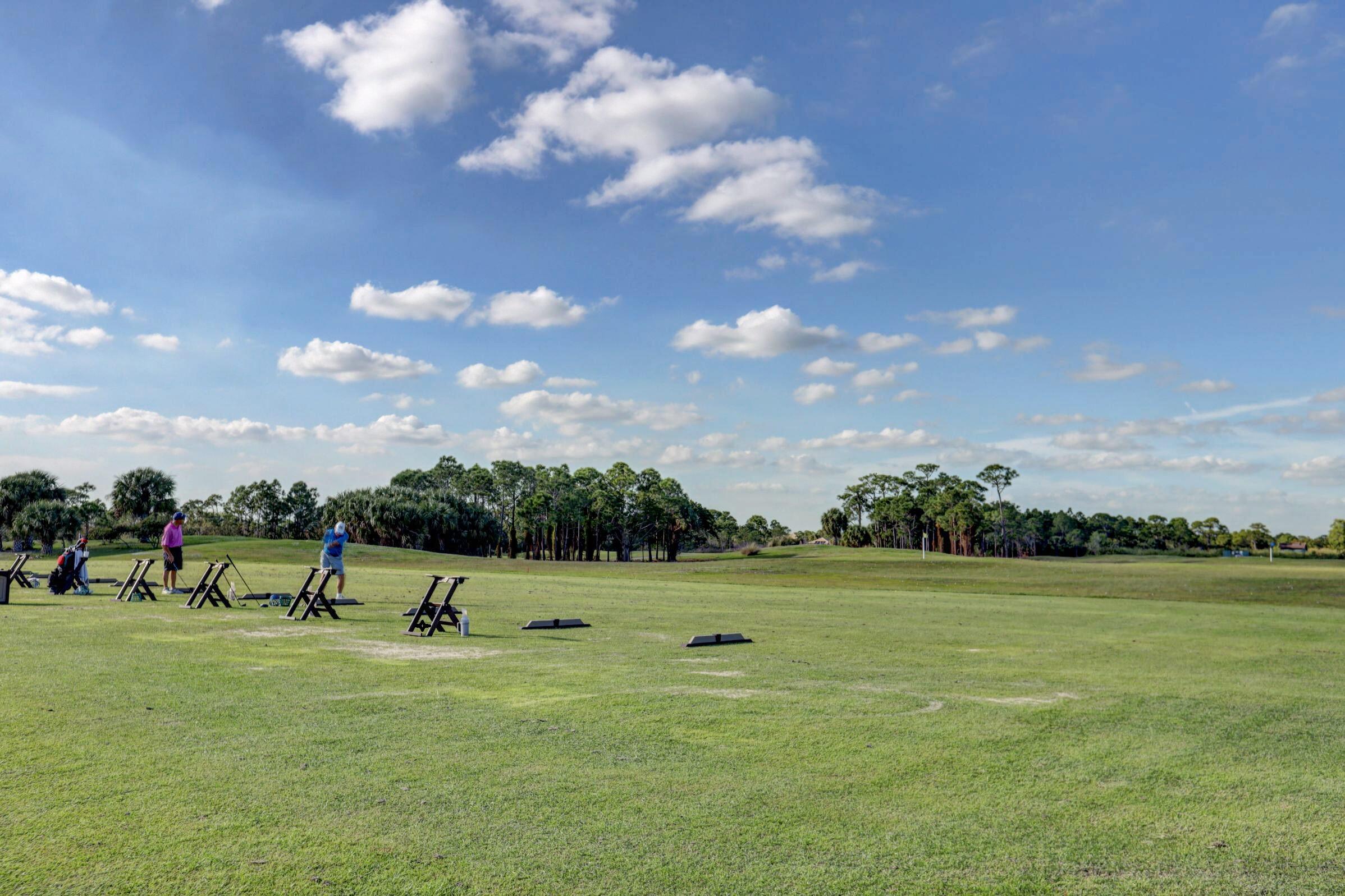 JENSEN BEACH COUNTRY CLUB - Residential