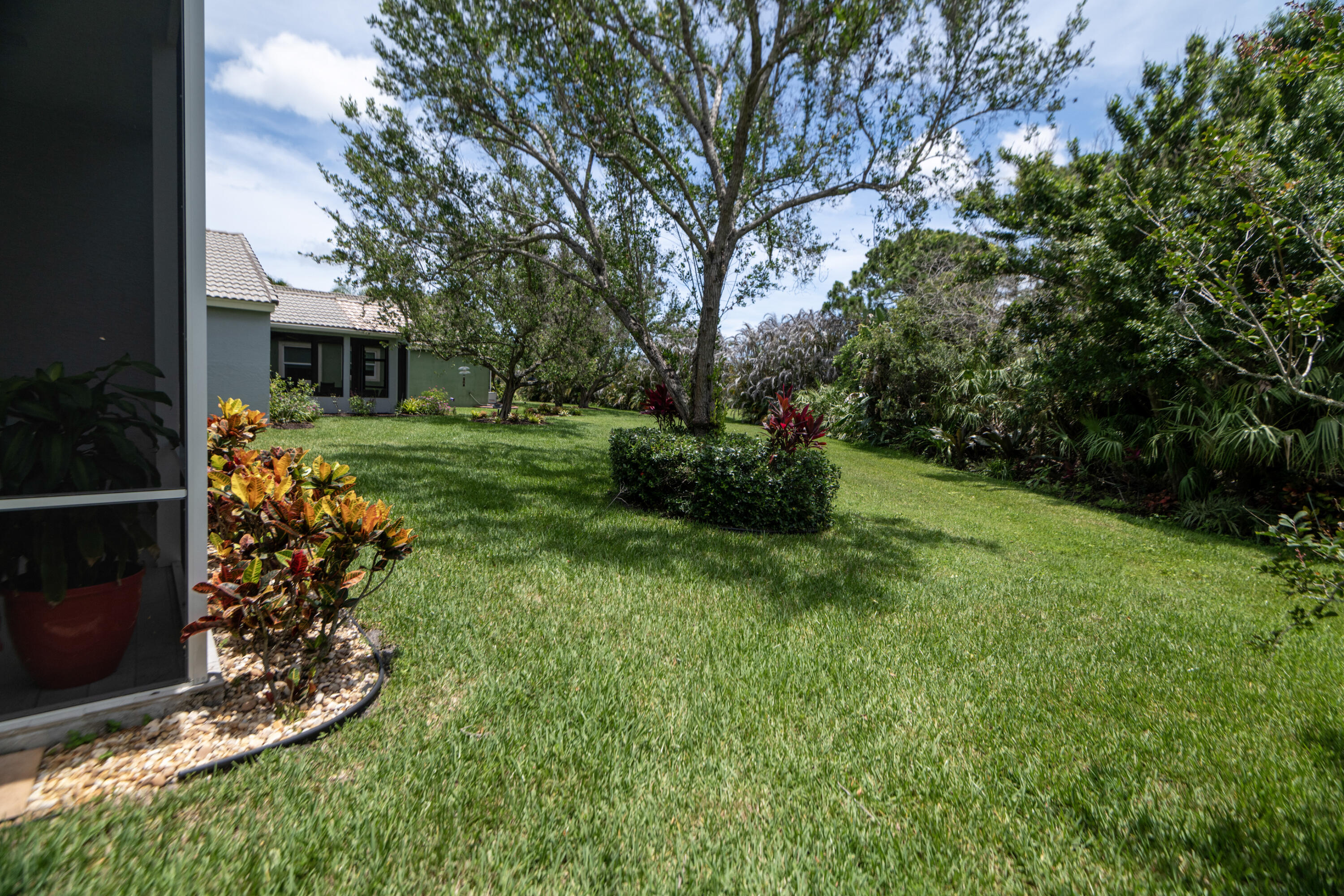 JENSEN BEACH COUNTRY CLUB - Residential