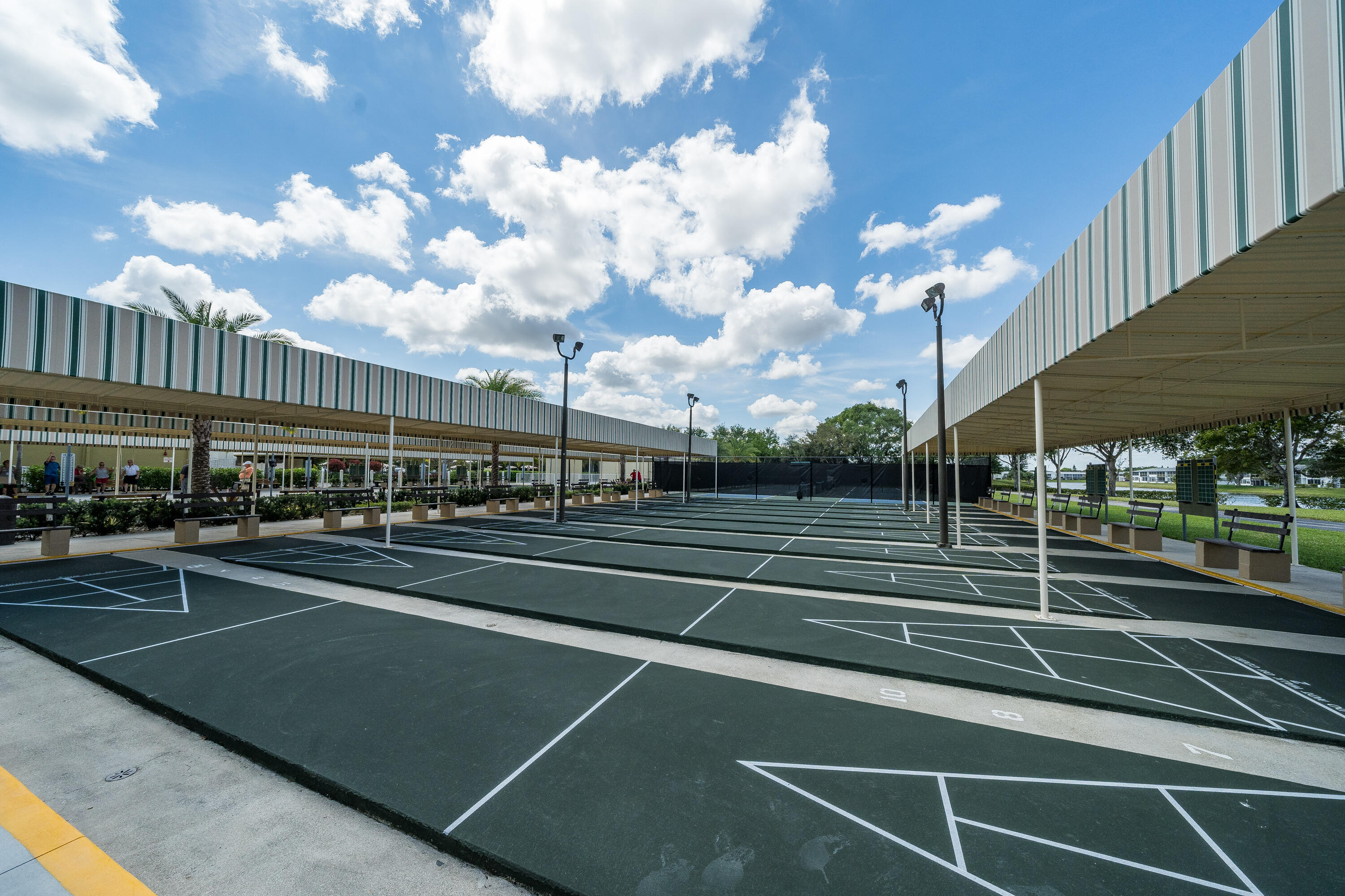 KENT CONDOS - Residential