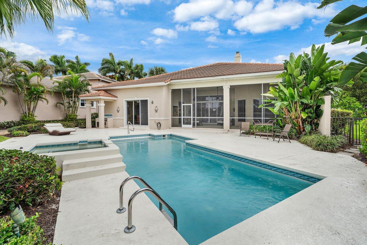 GOLF VILLAGE AT ADMIRALS COVE PAR B - Residential