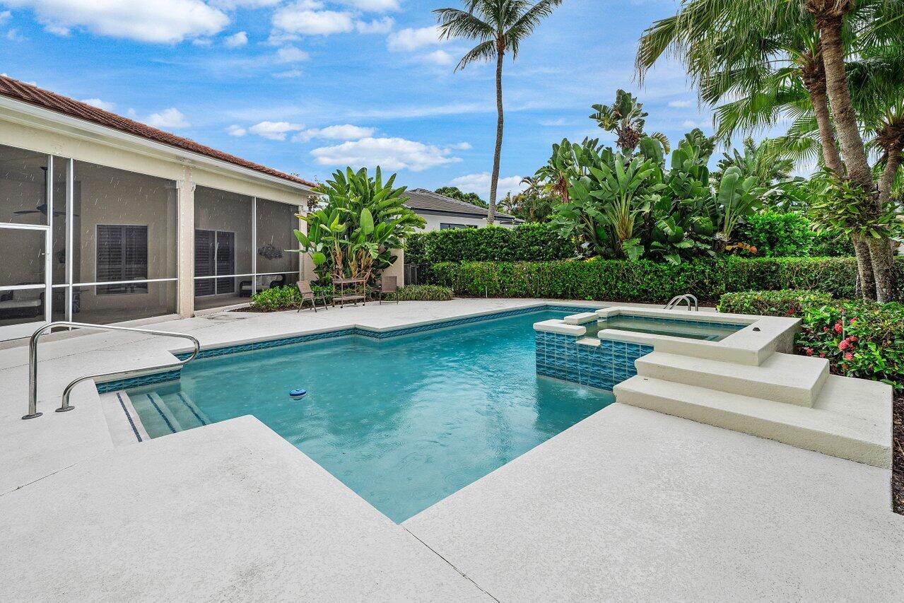 GOLF VILLAGE AT ADMIRALS COVE PAR B - Residential
