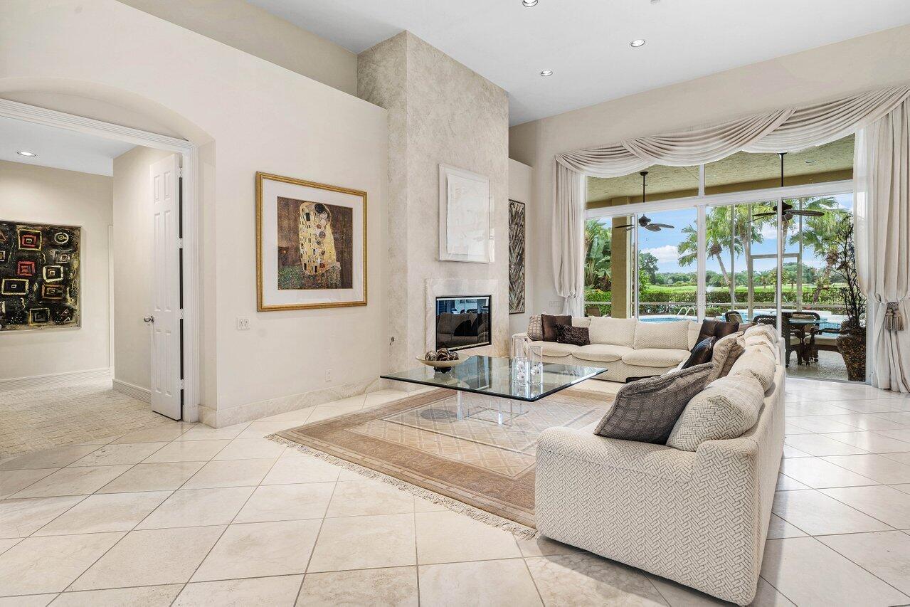 GOLF VILLAGE AT ADMIRALS COVE PAR B - Residential