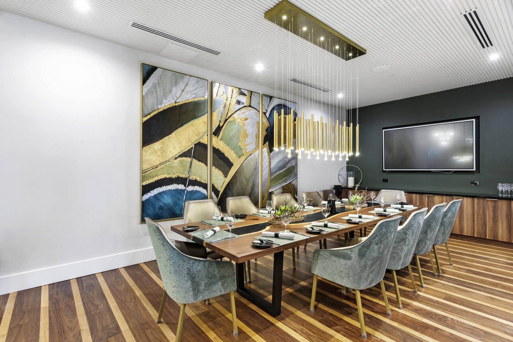 GOLF VILLAGE AT ADMIRALS COVE PAR B - Residential