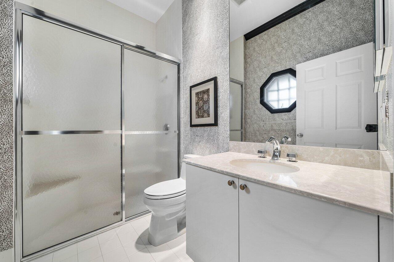 GOLF VILLAGE AT ADMIRALS COVE PAR B - Residential
