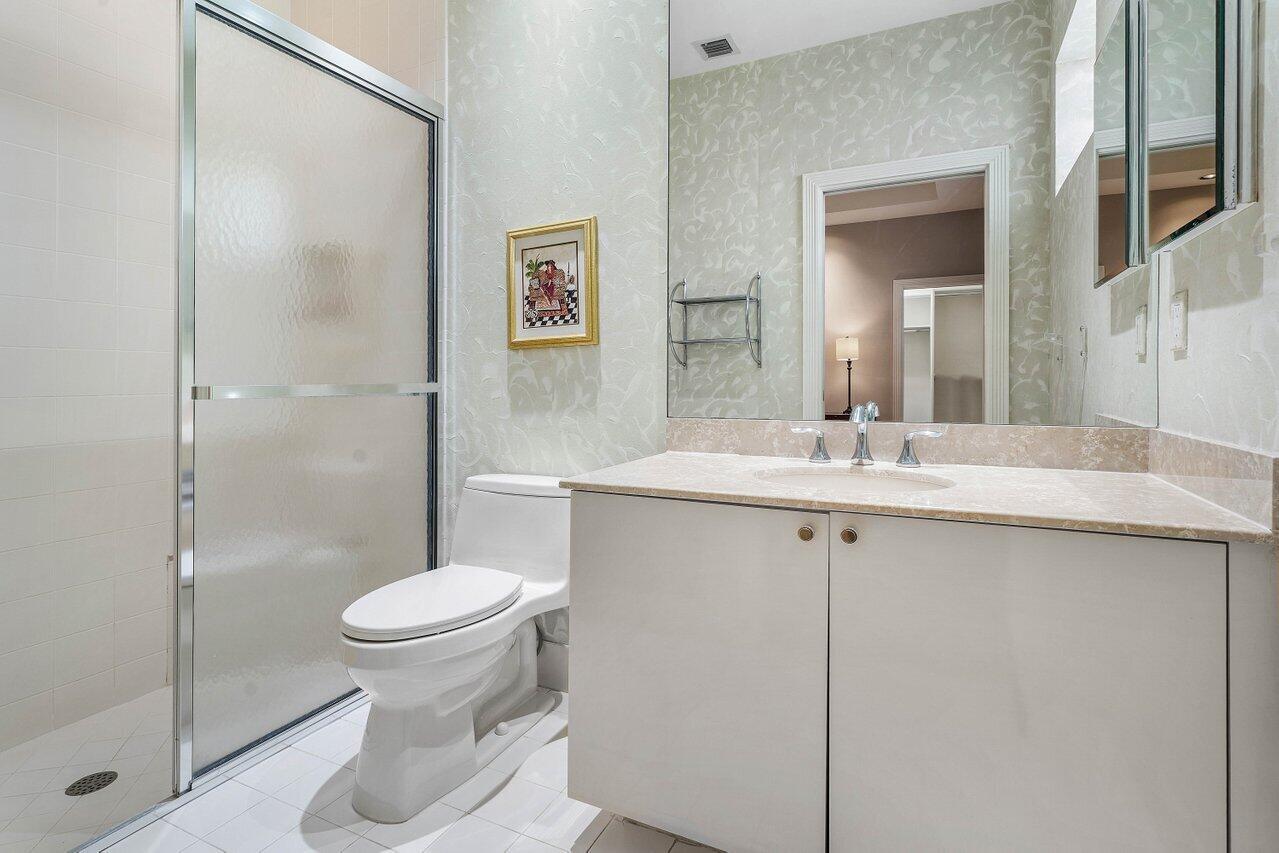 GOLF VILLAGE AT ADMIRALS COVE PAR B - Residential