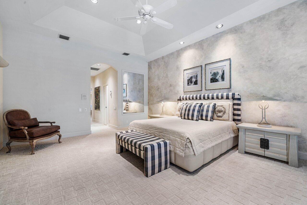 GOLF VILLAGE AT ADMIRALS COVE PAR B - Residential