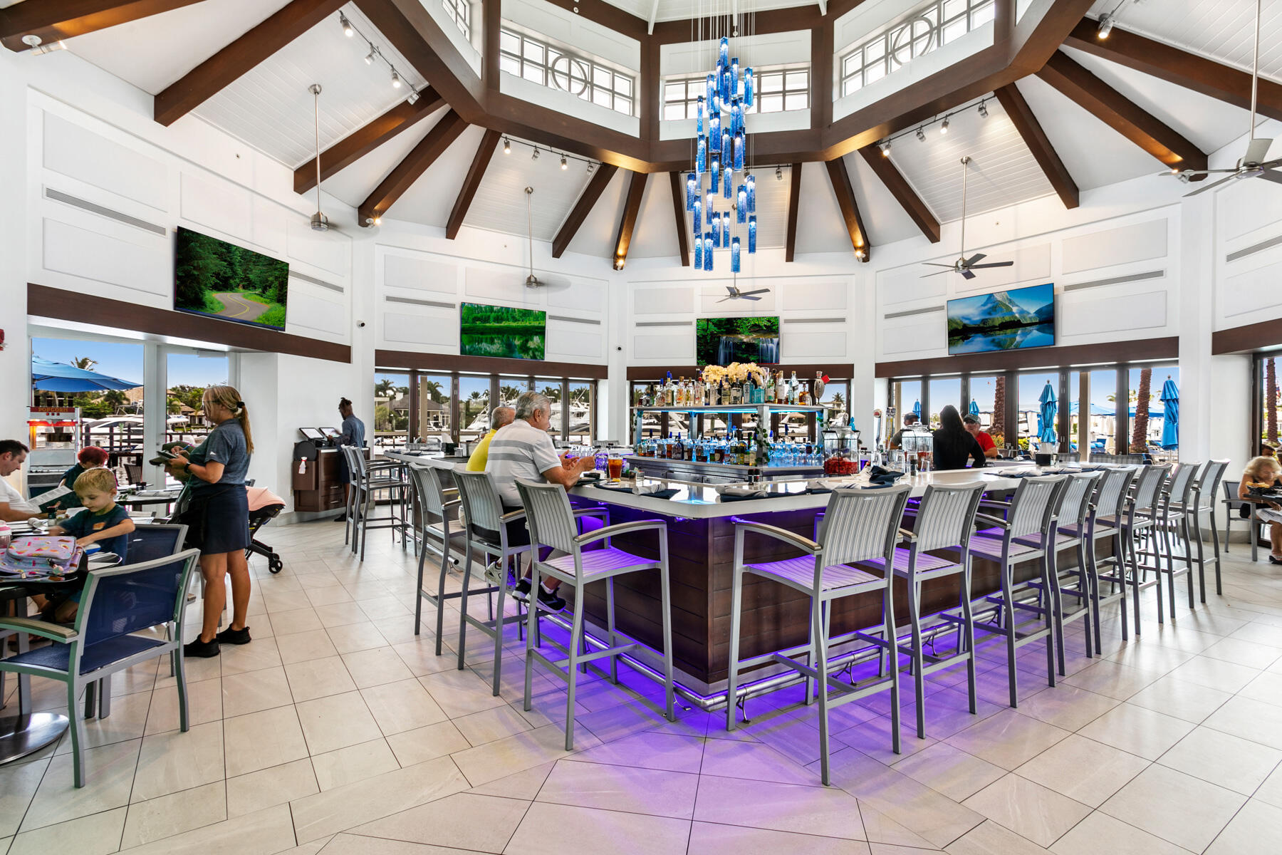 GOLF VILLAGE AT ADMIRALS COVE PAR B - Residential