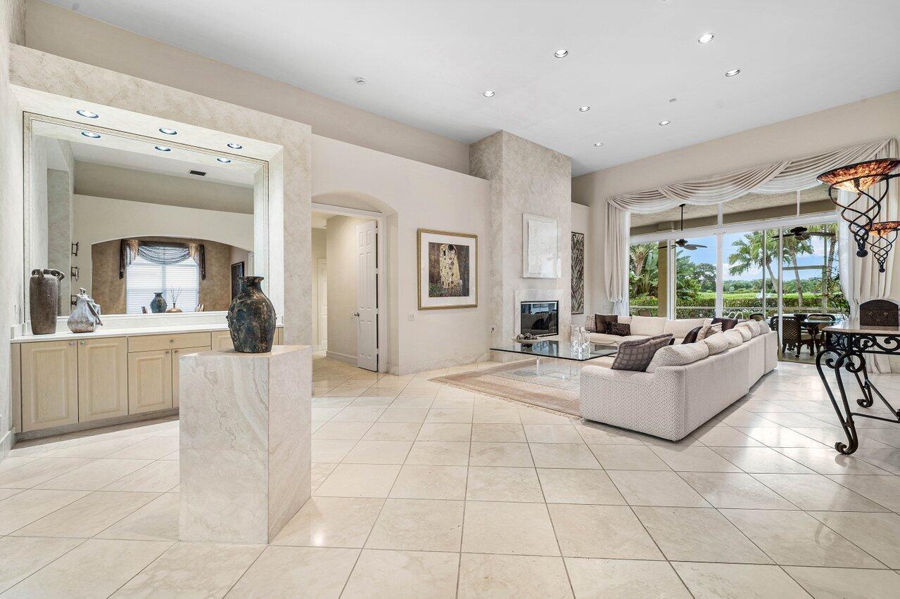 GOLF VILLAGE AT ADMIRALS COVE PAR B - Residential