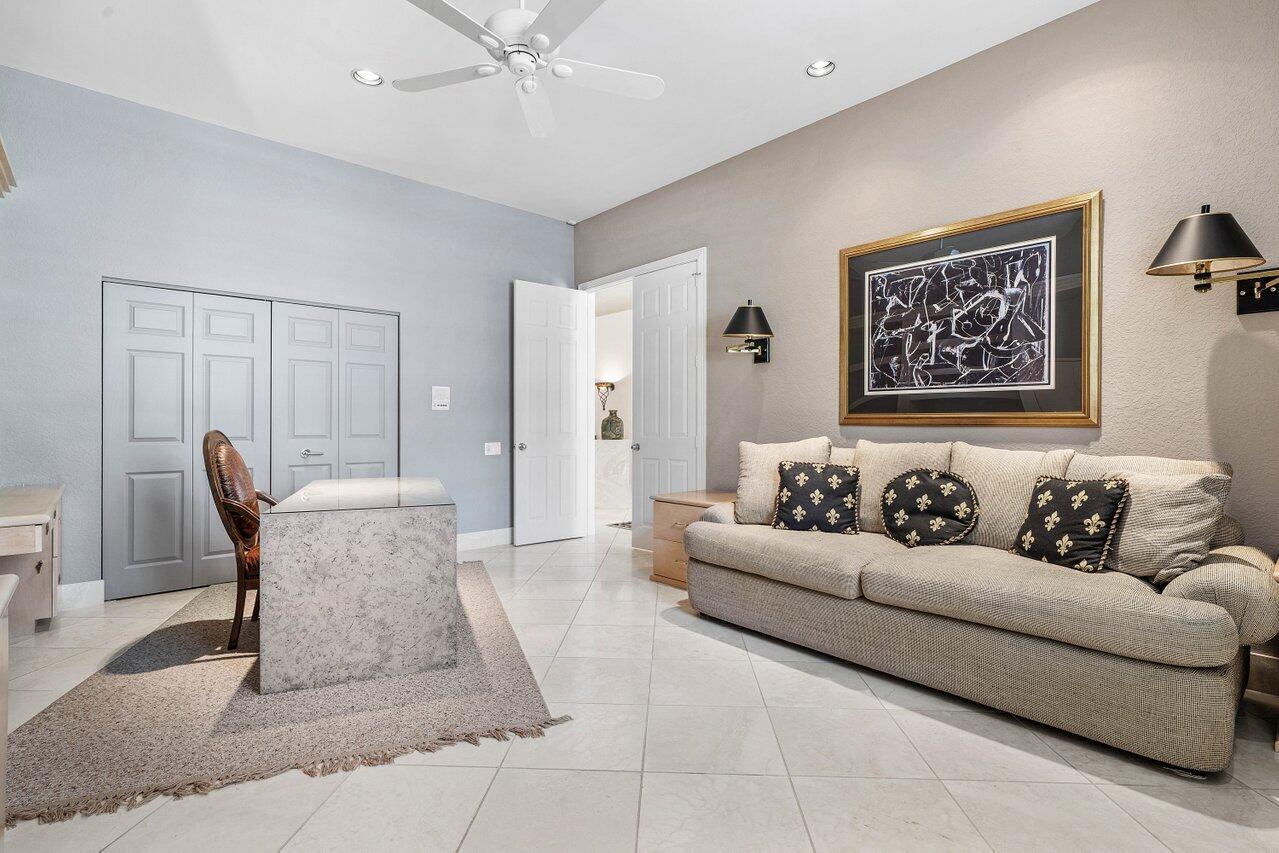 GOLF VILLAGE AT ADMIRALS COVE PAR B - Residential