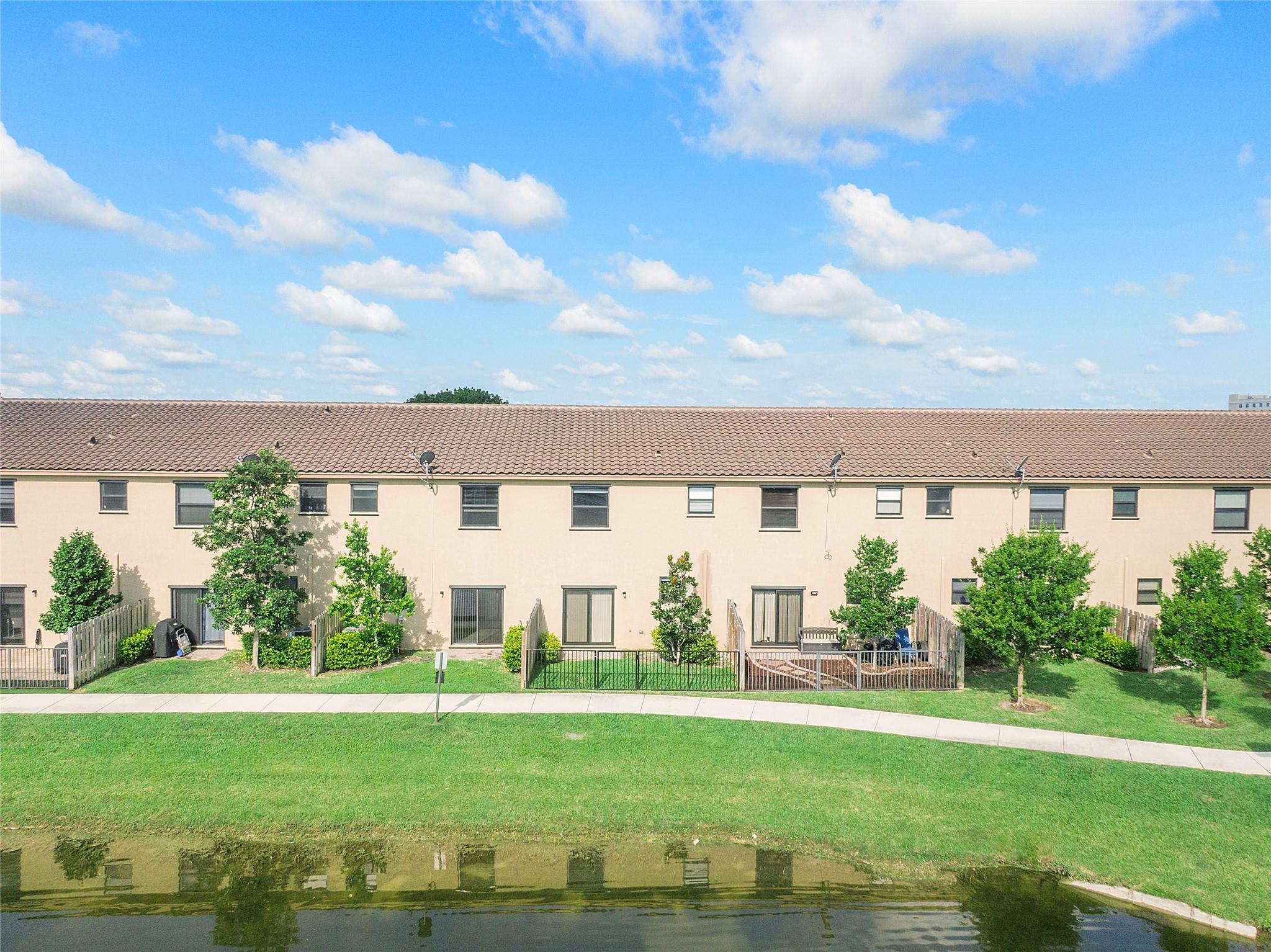 Horizon@Celebration Point - Residential