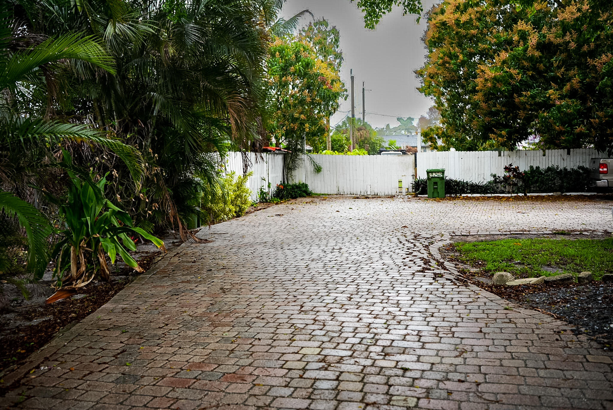 LAKEWOOD GARDENS 1 - Residential