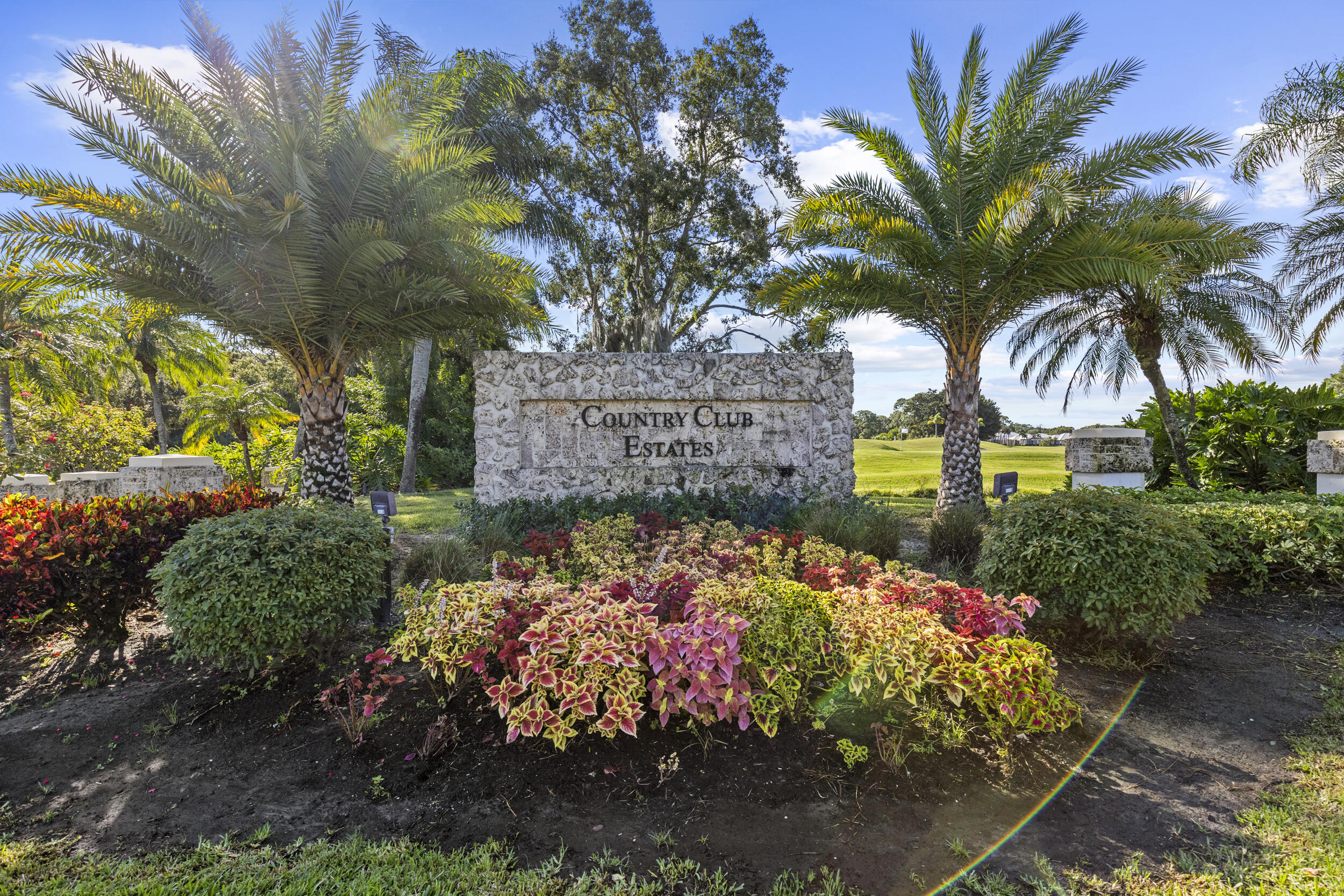 Country Club Estates - Residential