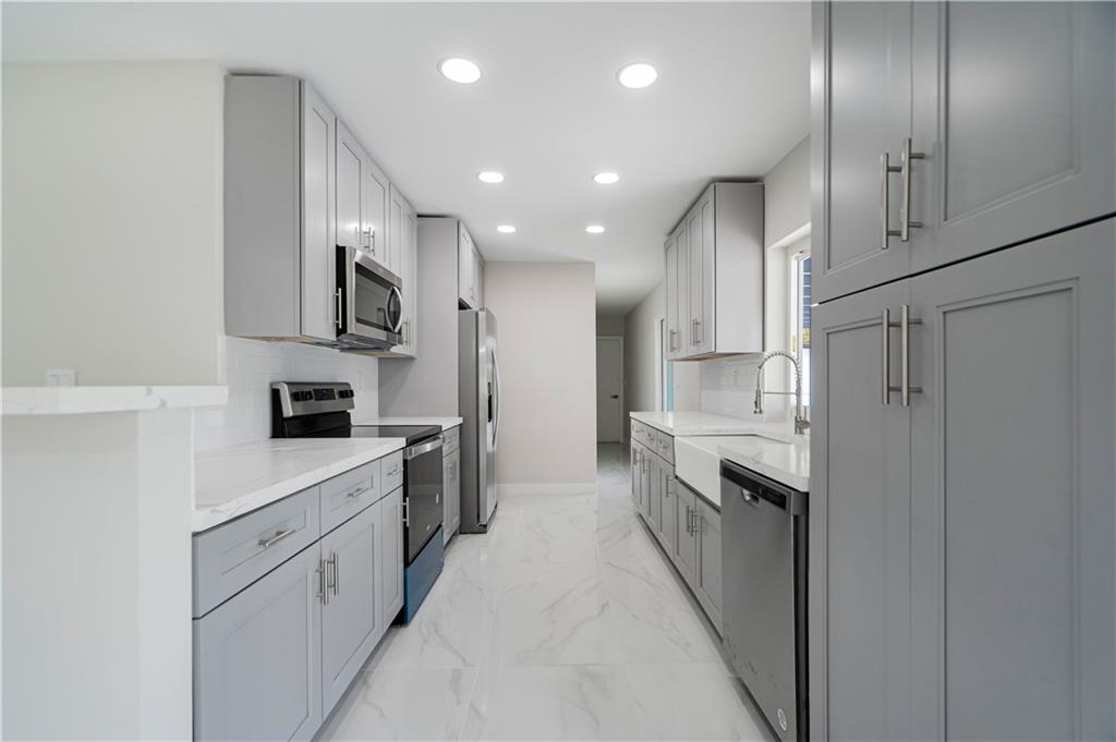 Royal Palm Estates - Residential