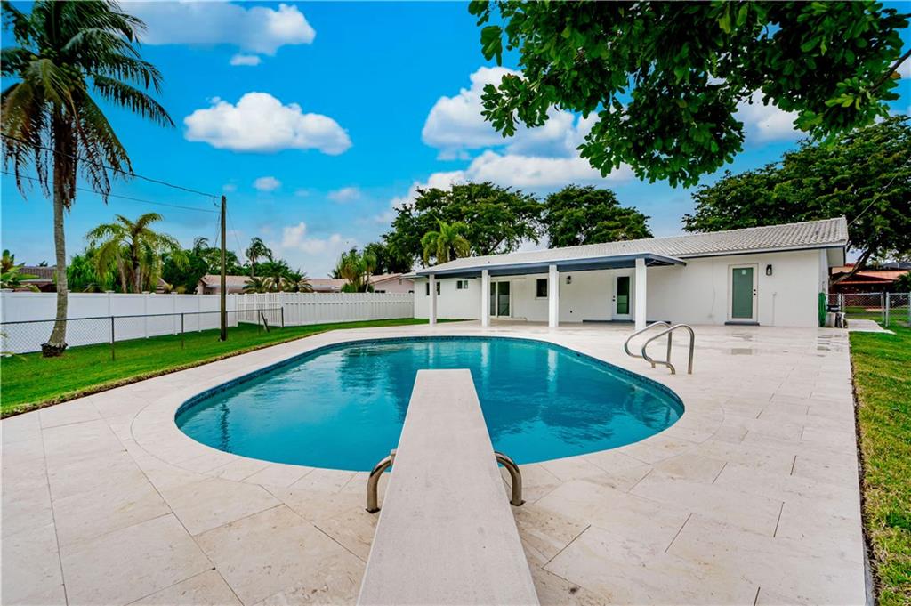Royal Palm Estates - Residential