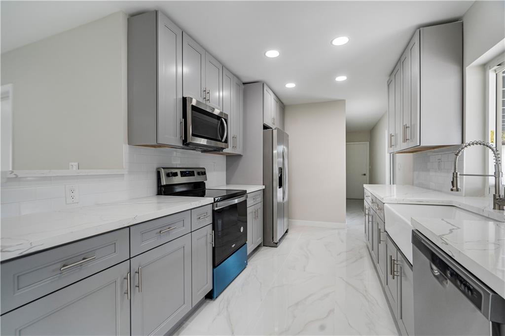Royal Palm Estates - Residential