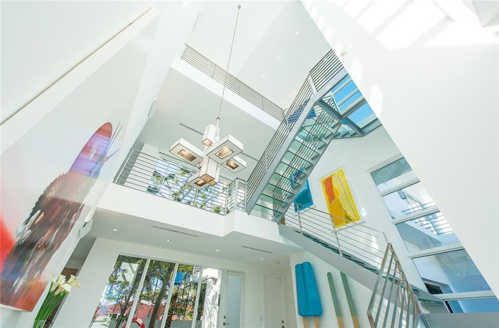 LAUDERDALE BEACH - Residential