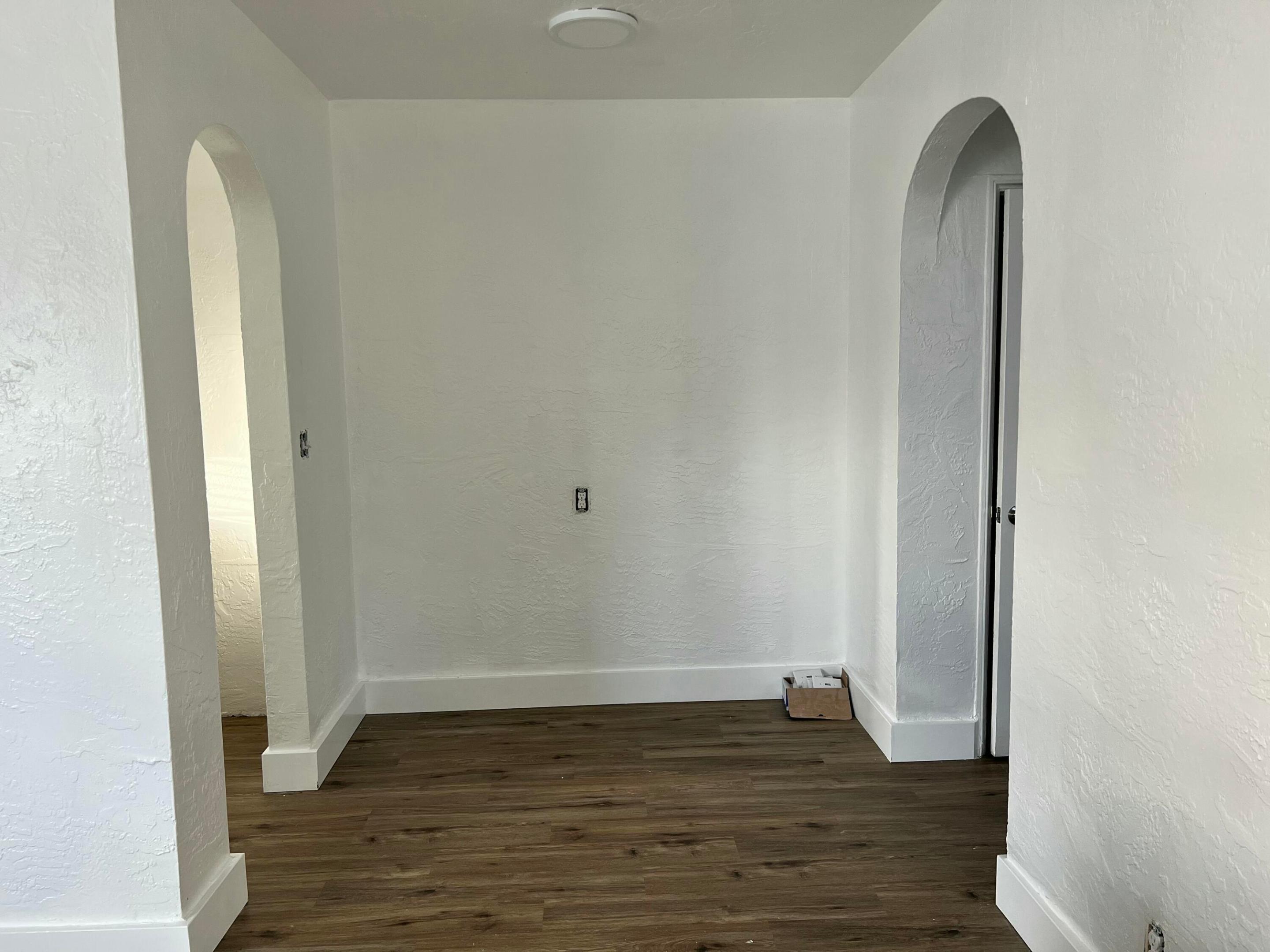 Hollywood South Side Add - Residential Lease
