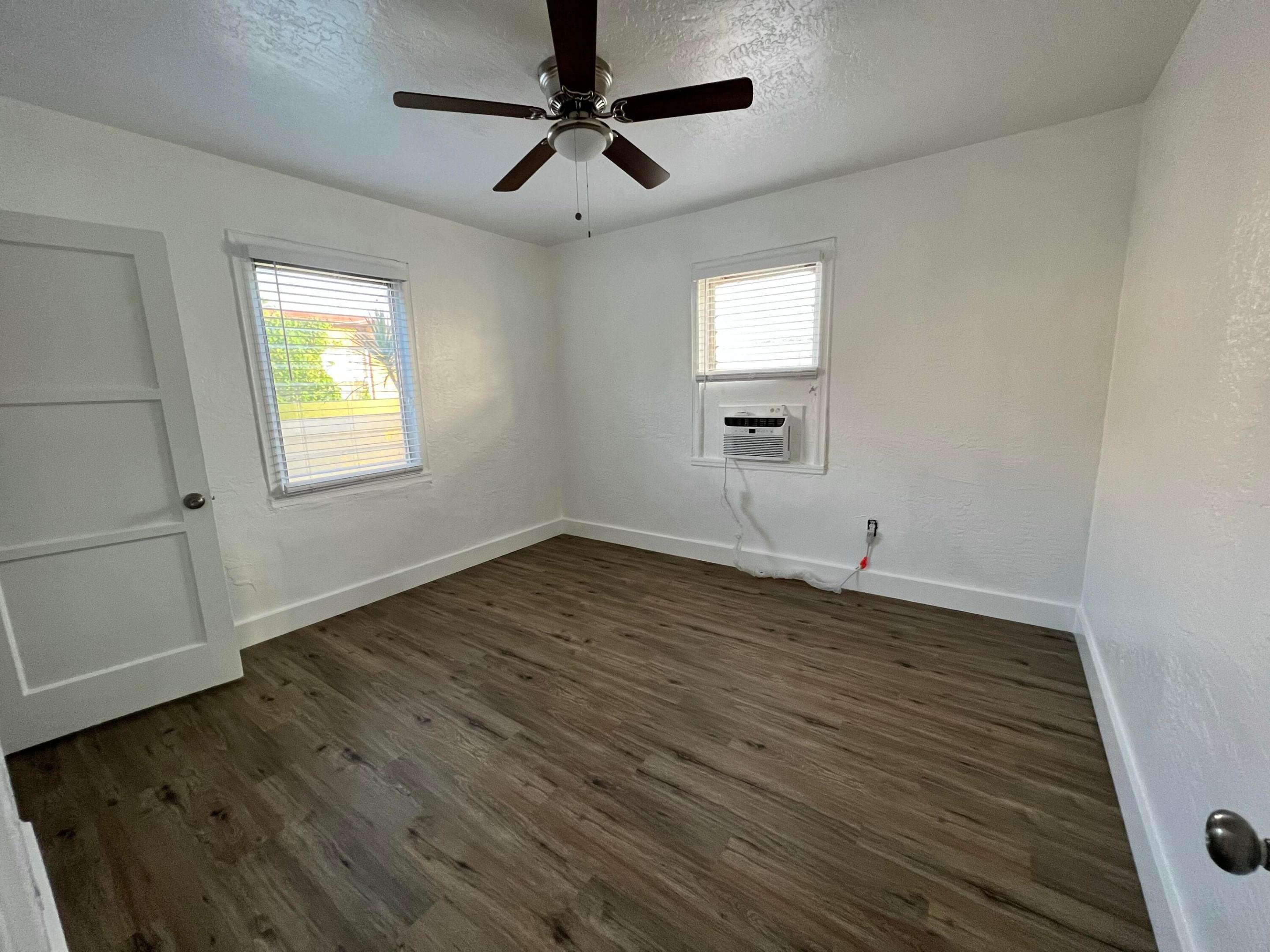Hollywood South Side Add - Residential Lease